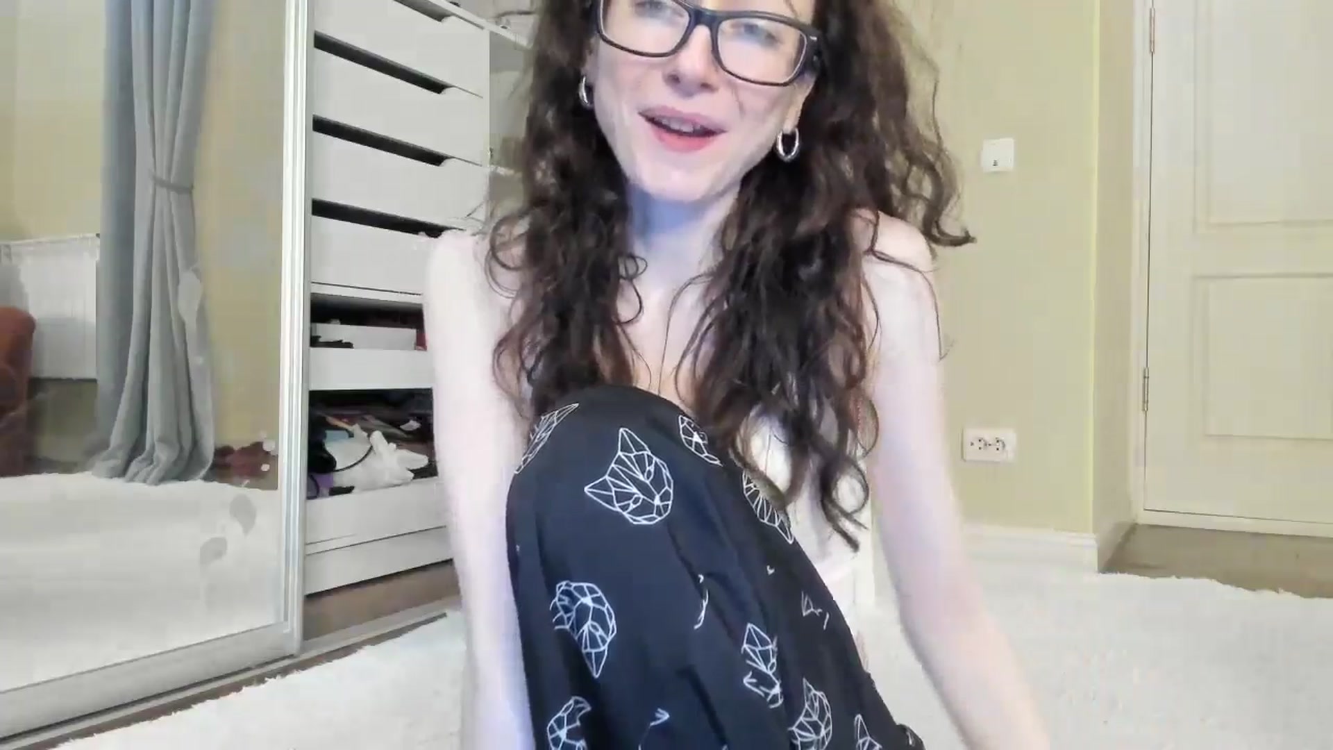Gallery image thumbnail from Baby_Jewel's myfreecams stream on, 10/08/2024, 12:43 image 13 of 20