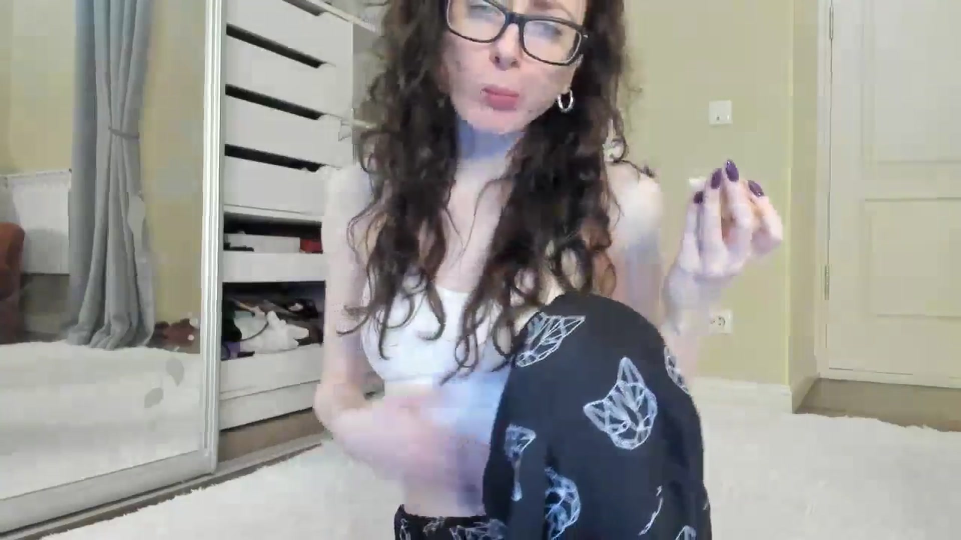 Gallery image thumbnail from Baby_Jewel's myfreecams stream on, 10/08/2024, 12:43 image 11 of 20