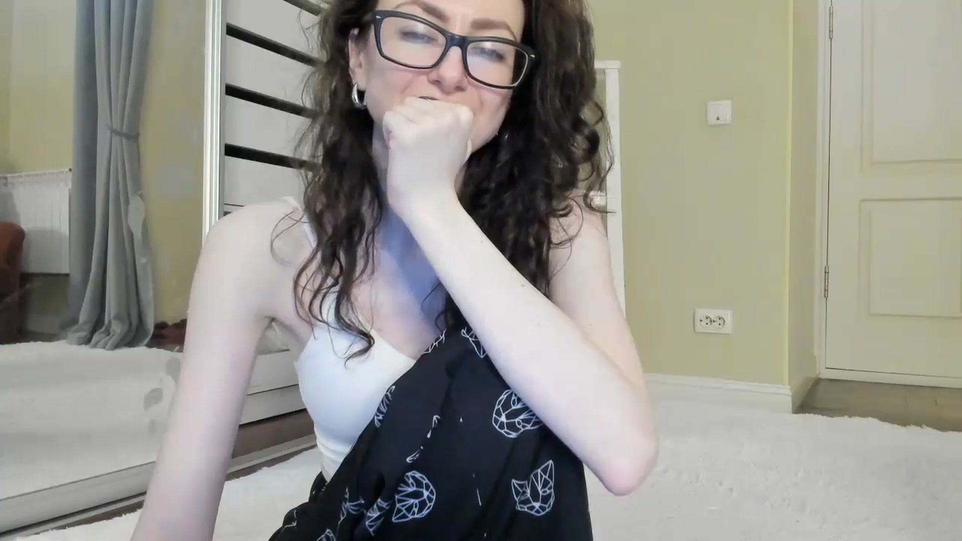 Gallery image thumbnail from Baby_Jewel's myfreecams stream on, 10/08/2024, 12:43 image 17 of 20
