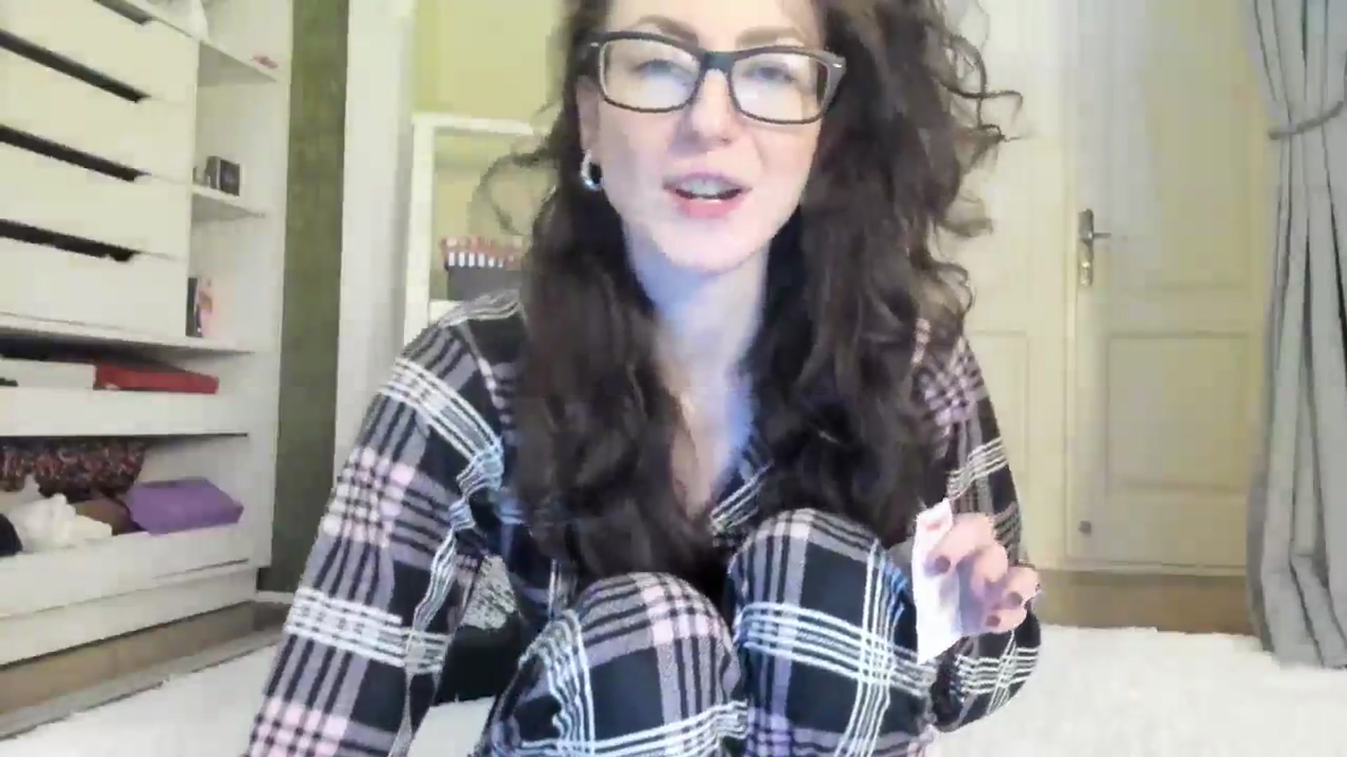 Gallery image thumbnail from Baby_Jewel's myfreecams stream on, 10/15/2024, 08:16 image 7 of 20