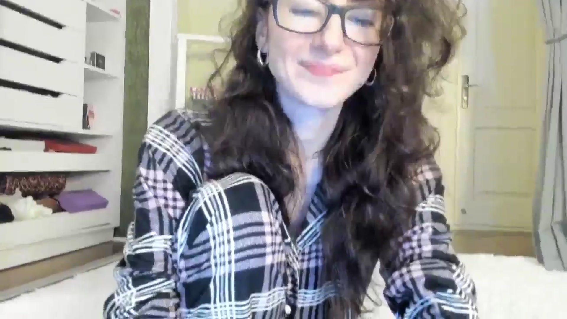 Gallery image thumbnail from Baby_Jewel's myfreecams stream on, 10/15/2024, 08:16 image 13 of 20