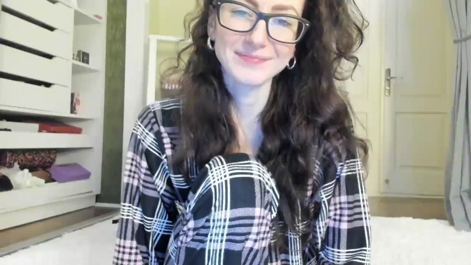 Gallery image thumbnail from Baby_Jewel's myfreecams stream on, 10/15/2024, 08:16 image 11 of 20