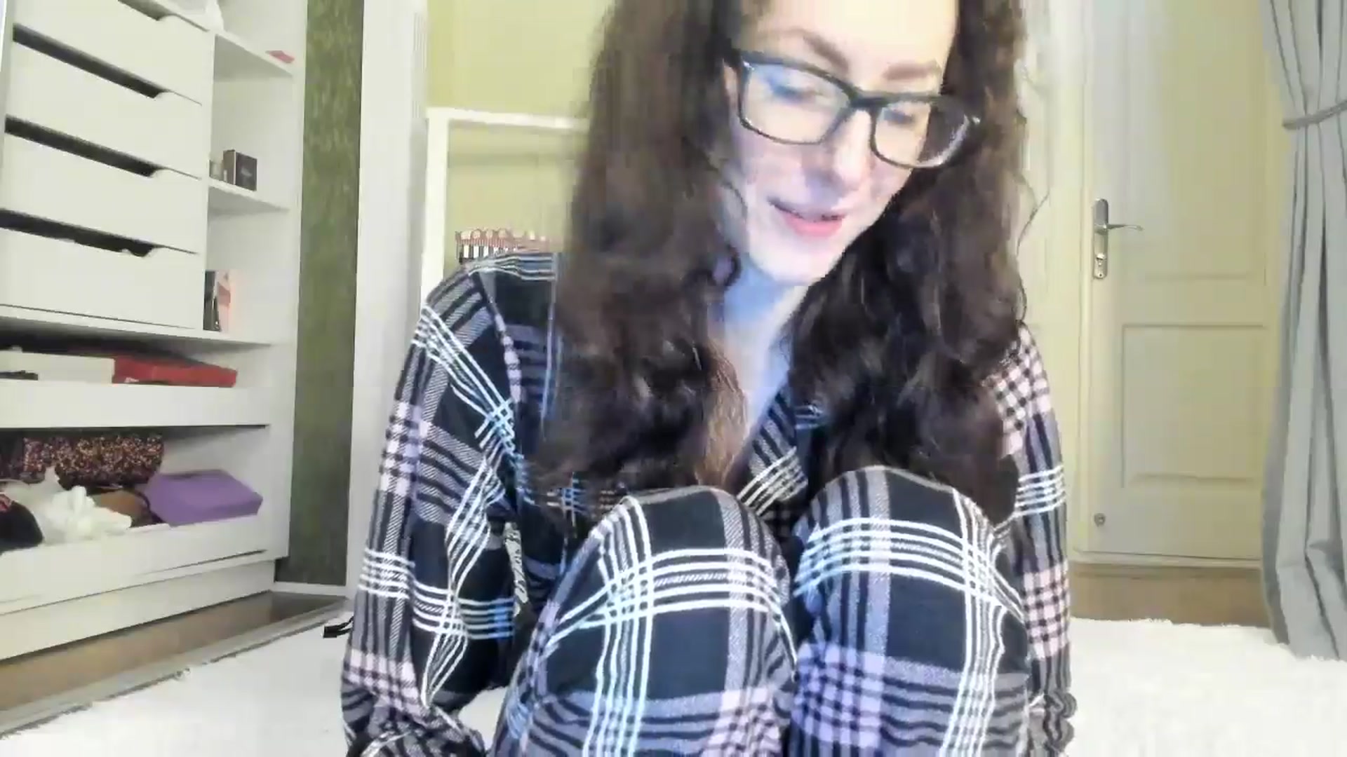 Gallery image thumbnail from Baby_Jewel's myfreecams stream on, 10/15/2024, 08:16 image 2 of 20