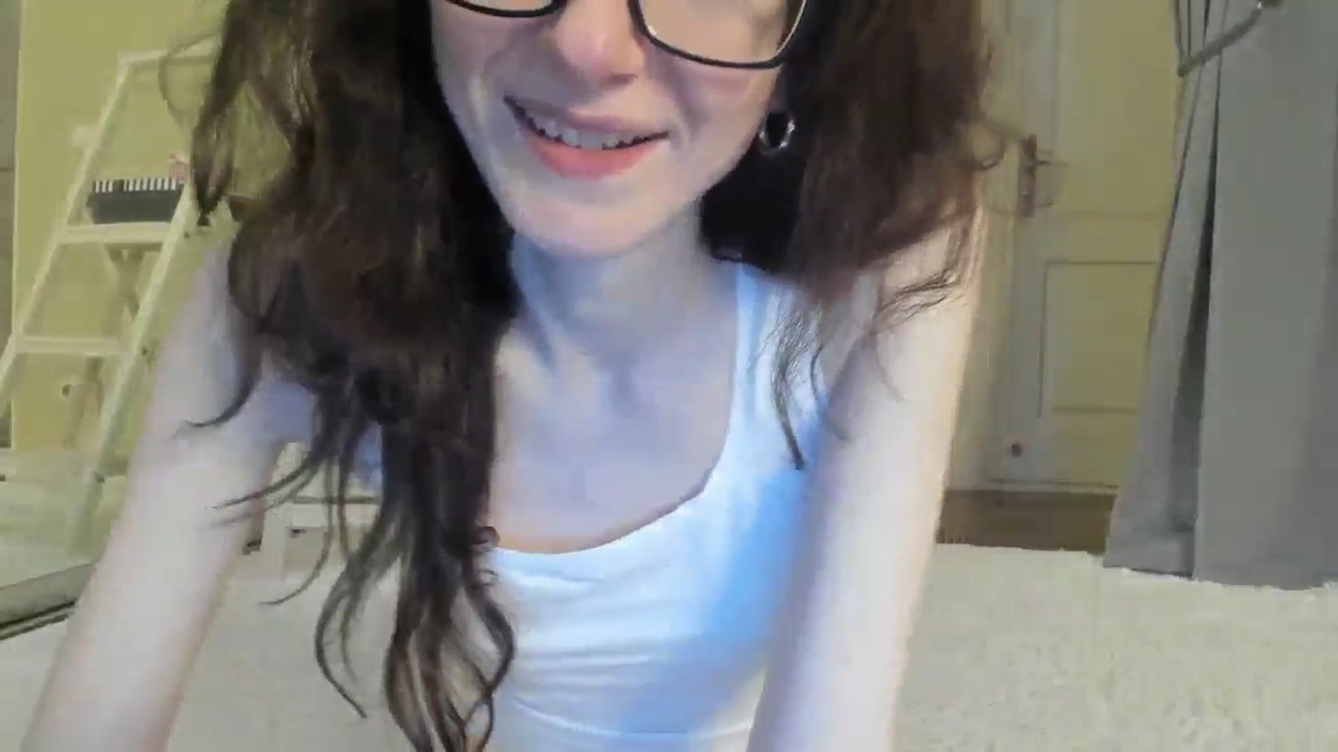 Gallery image thumbnail from Baby_Jewel's myfreecams stream on, 10/18/2024, 10:47 image 17 of 20