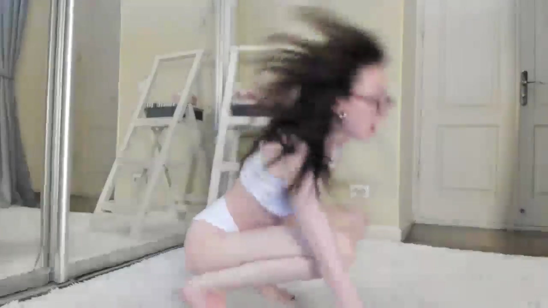 Gallery image thumbnail from Baby_Jewel's myfreecams stream on, 10/18/2024, 11:44 image 18 of 20