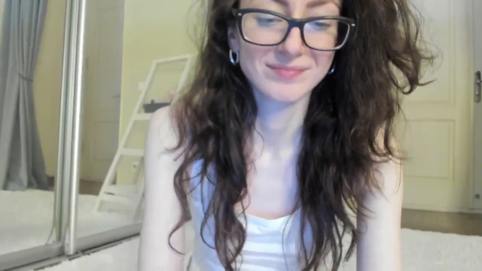 Gallery image thumbnail from Baby_Jewel's myfreecams stream on, 10/18/2024, 11:59 image 3 of 20