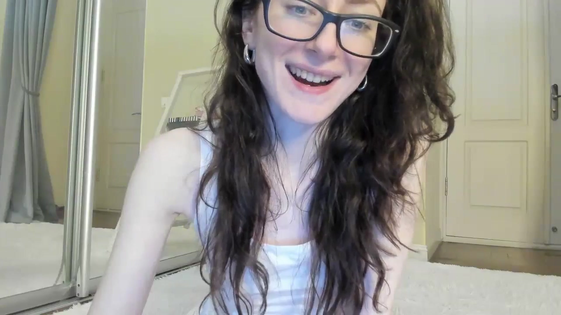 Gallery image thumbnail from Baby_Jewel's myfreecams stream on, 10/18/2024, 11:59 image 13 of 20