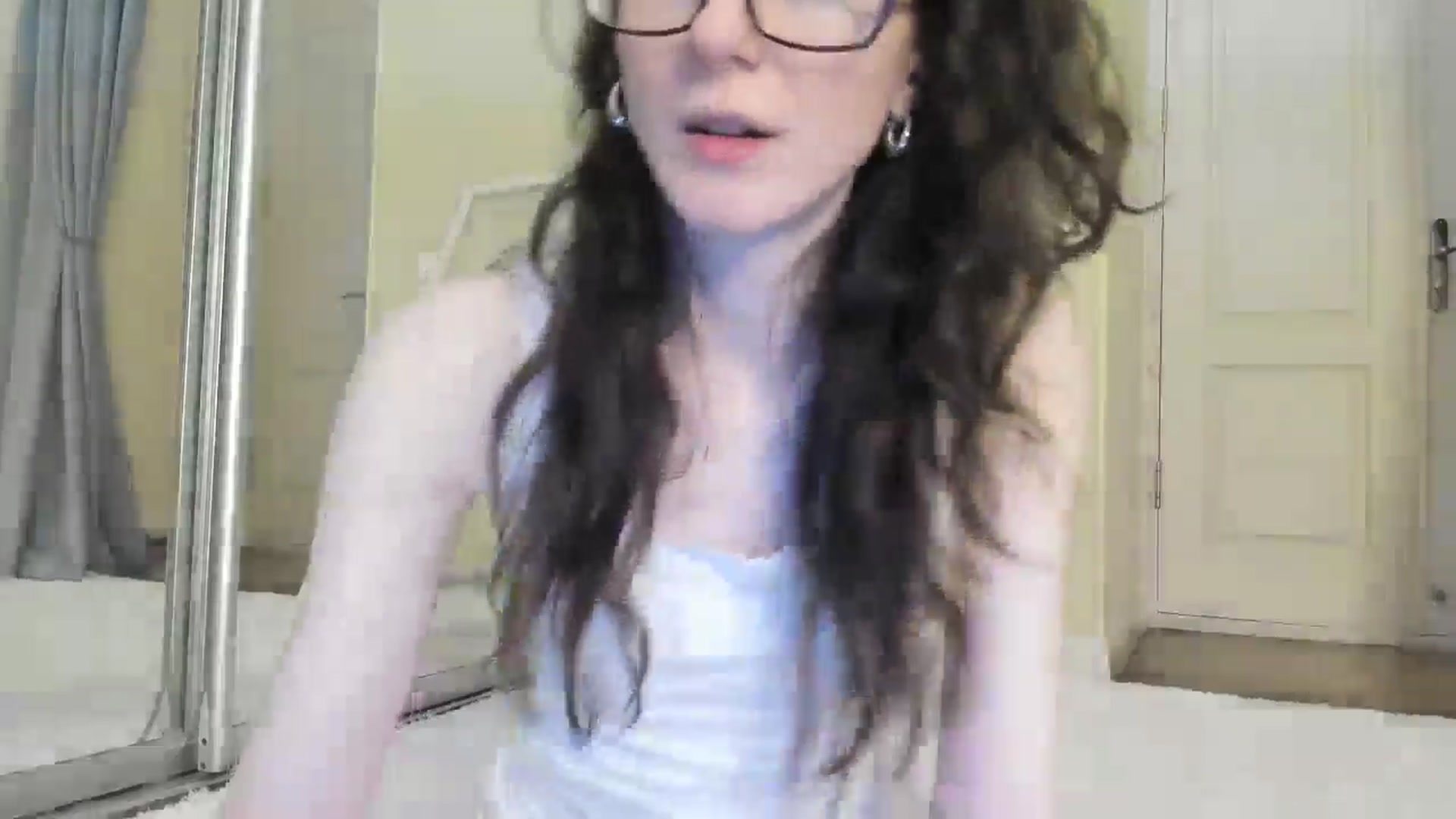 Gallery image thumbnail from Baby_Jewel's myfreecams stream on, 10/18/2024, 11:59 image 12 of 20