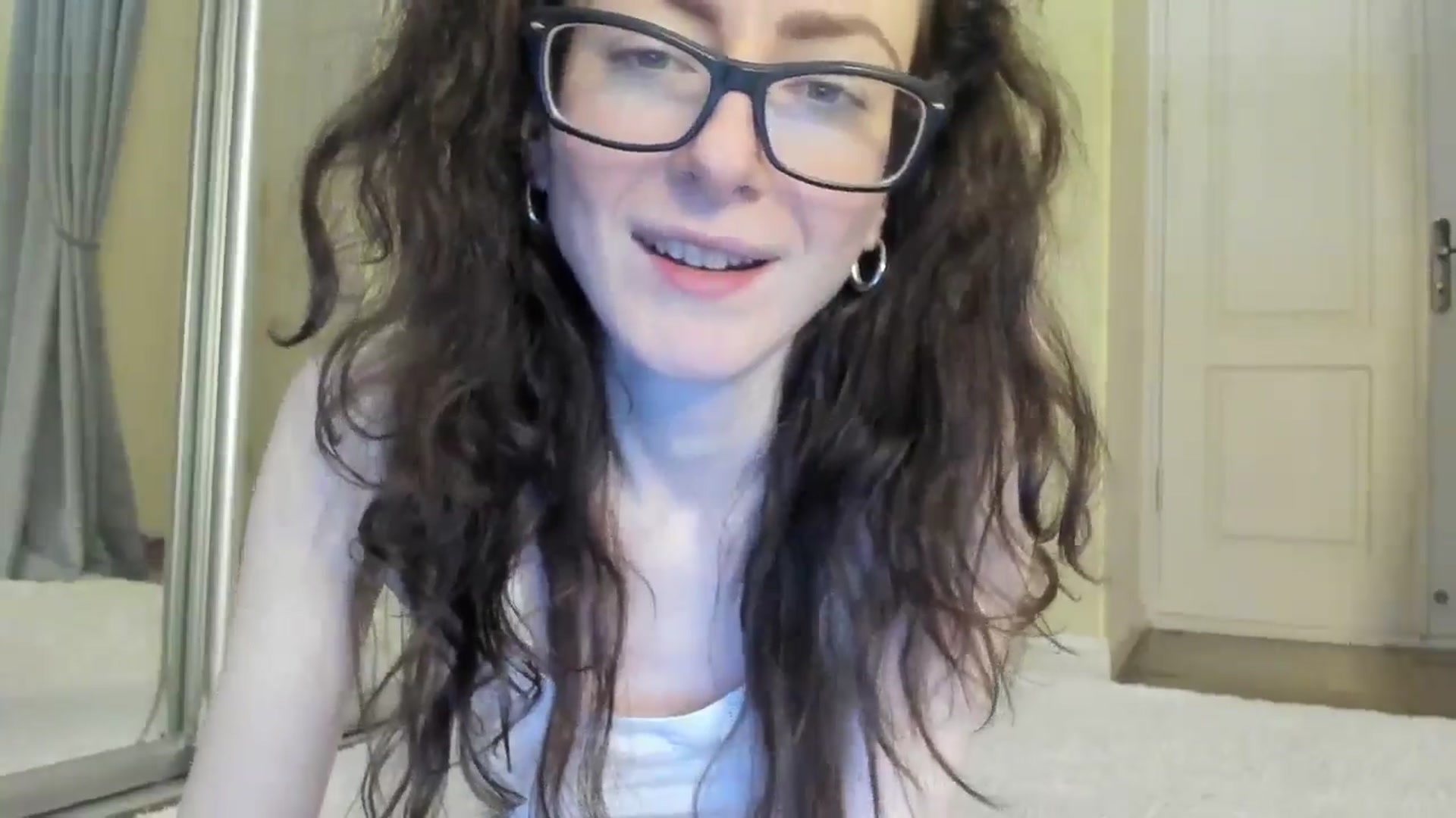 Gallery image thumbnail from Baby_Jewel's myfreecams stream on, 10/18/2024, 11:59 image 16 of 20