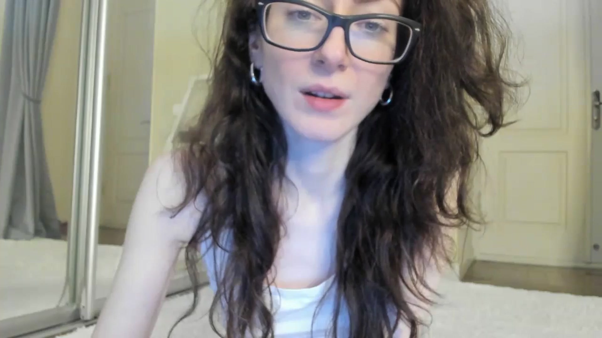 Gallery image thumbnail from Baby_Jewel's myfreecams stream on, 10/18/2024, 11:59 image 4 of 20