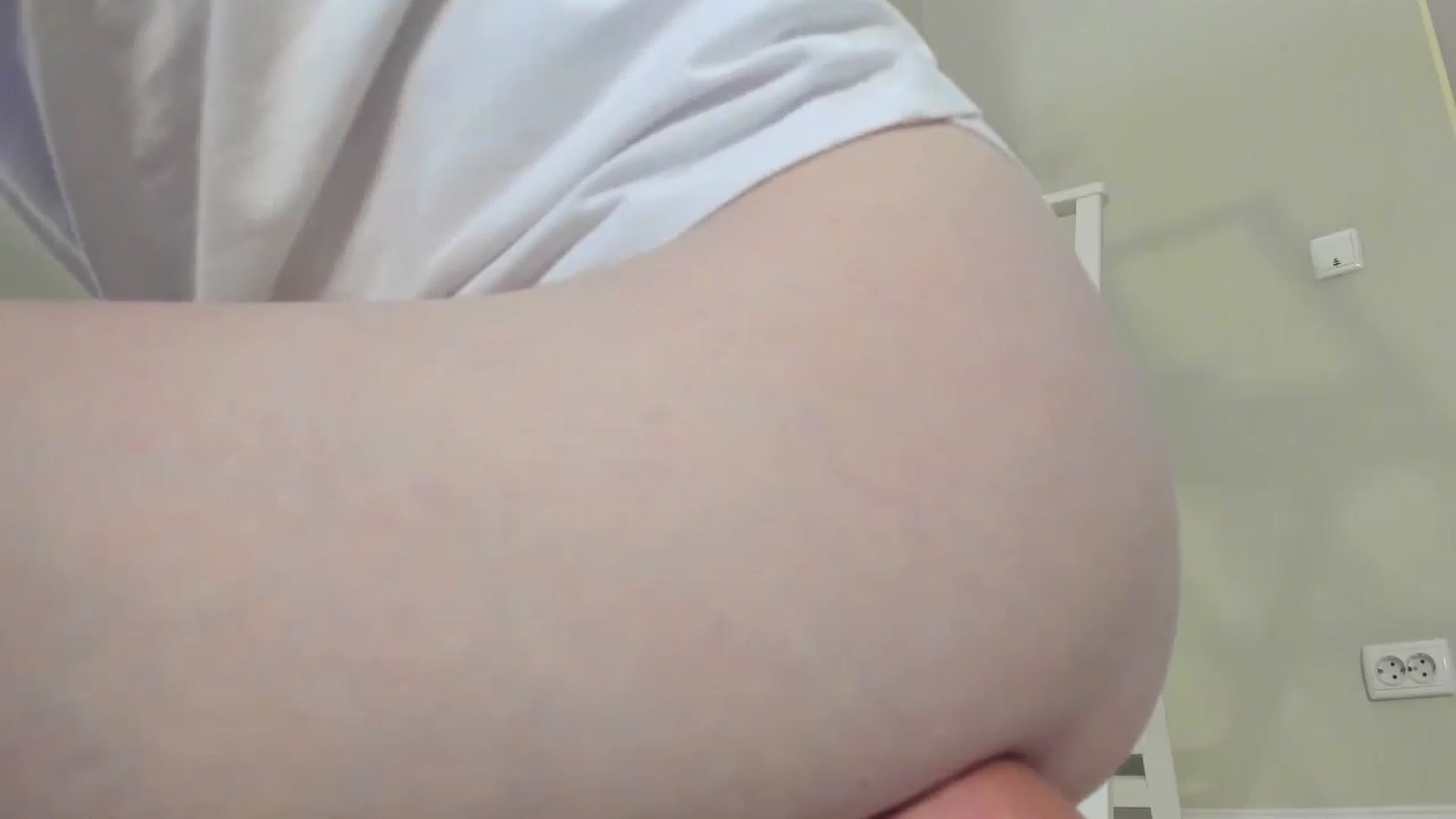 Gallery image thumbnail from Baby_Jewel's myfreecams stream on, 10/18/2024, 14:03 image 8 of 20