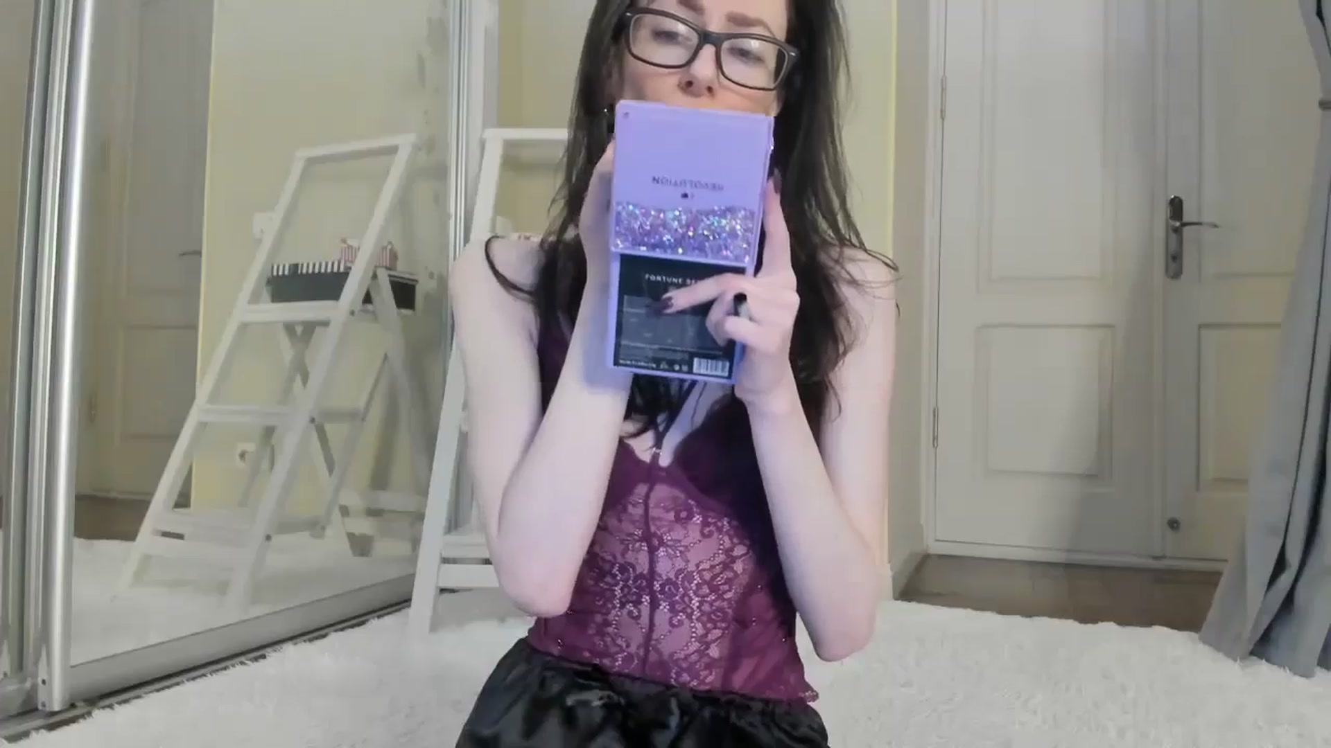 Gallery image thumbnail from Baby_Jewel's myfreecams stream on, 10/19/2024, 08:20 image 9 of 20