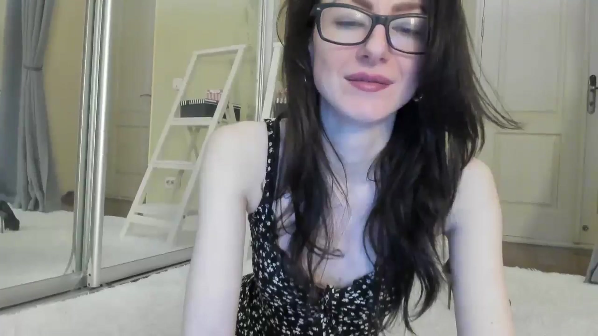 Gallery image thumbnail from Baby_Jewel's myfreecams stream on, 10/20/2024, 09:53 image 16 of 20