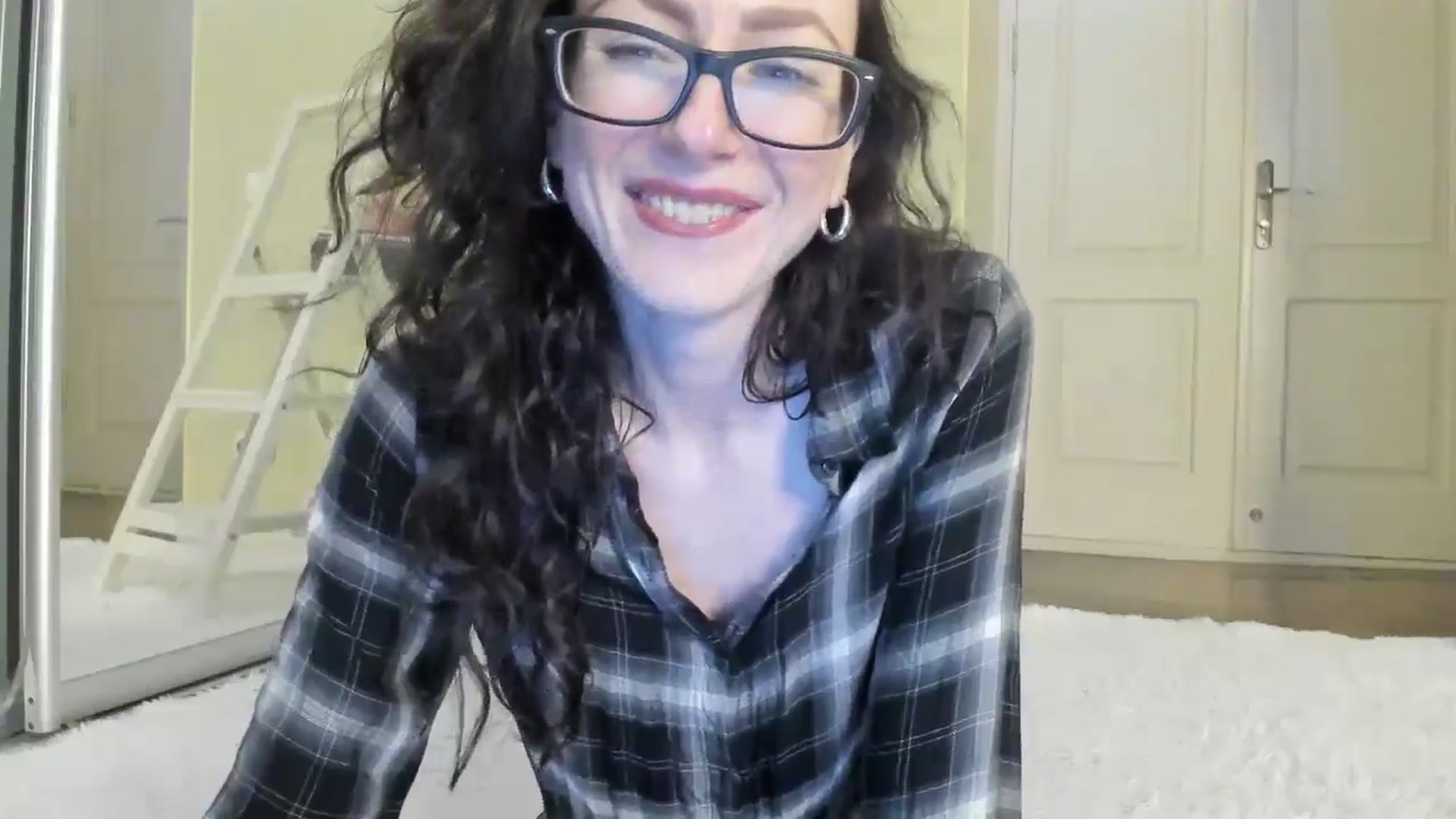 Gallery image thumbnail from Baby_Jewel's myfreecams stream on, 10/30/2024, 11:56 image 10 of 20