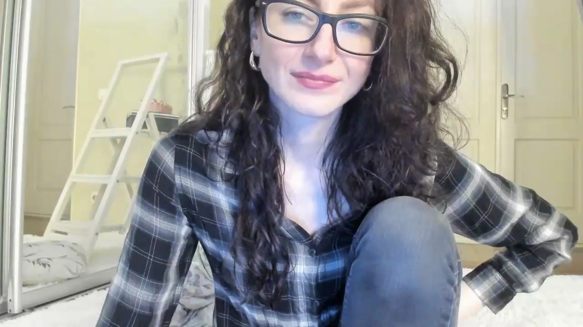 Gallery image thumbnail from Baby_Jewel's myfreecams stream on, 10/30/2024, 13:24 image 16 of 20