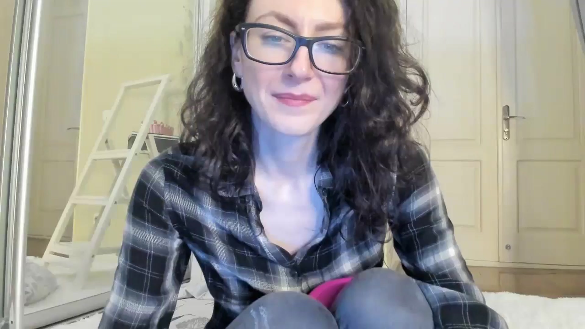 Gallery image thumbnail from Baby_Jewel's myfreecams stream on, 10/30/2024, 13:24 image 1 of 20