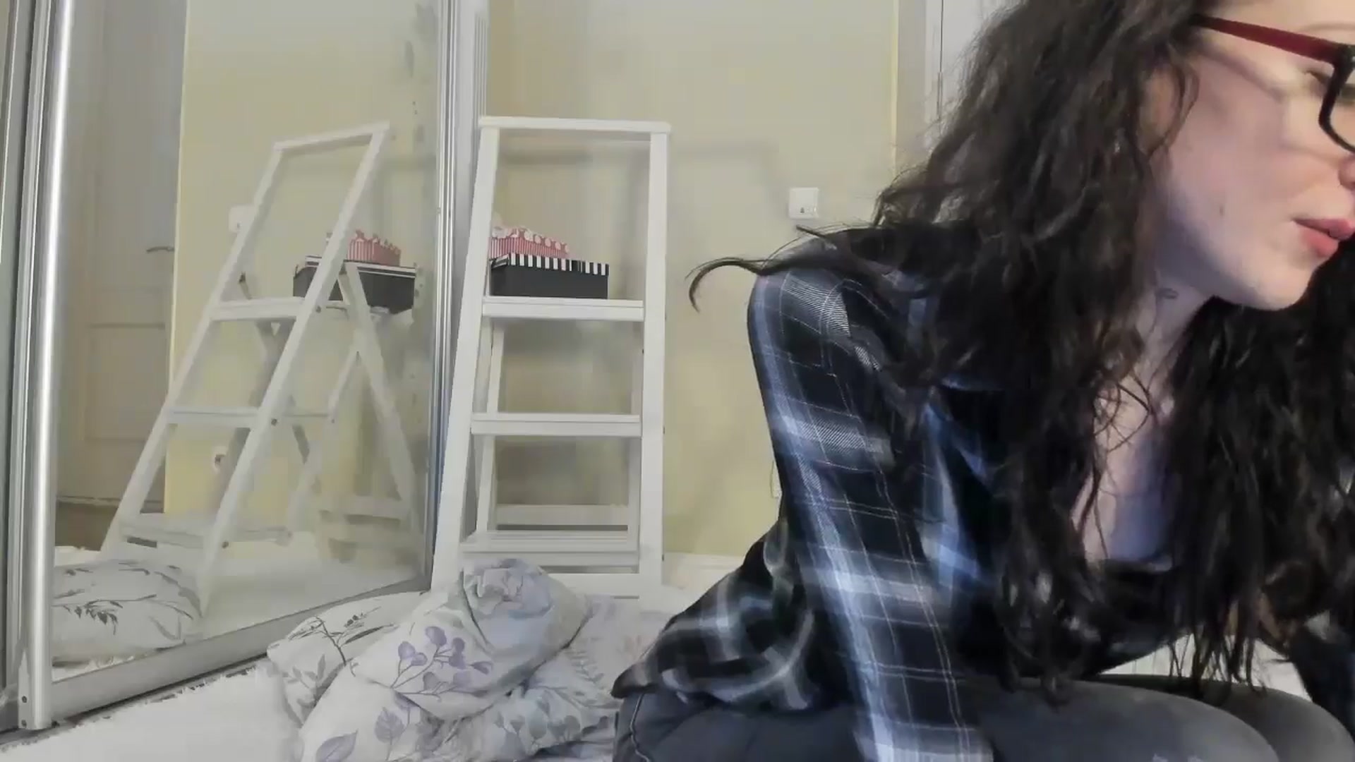 Gallery image thumbnail from Baby_Jewel's myfreecams stream on, 10/30/2024, 13:24 image 20 of 20
