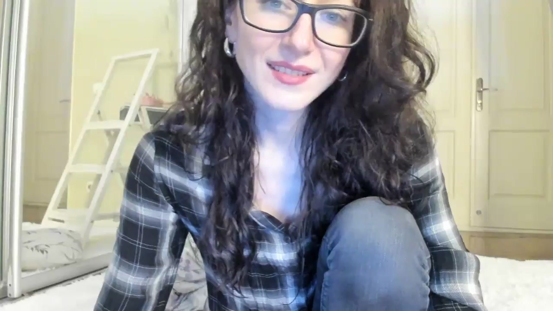 Gallery image thumbnail from Baby_Jewel's myfreecams stream on, 10/30/2024, 13:24 image 17 of 20