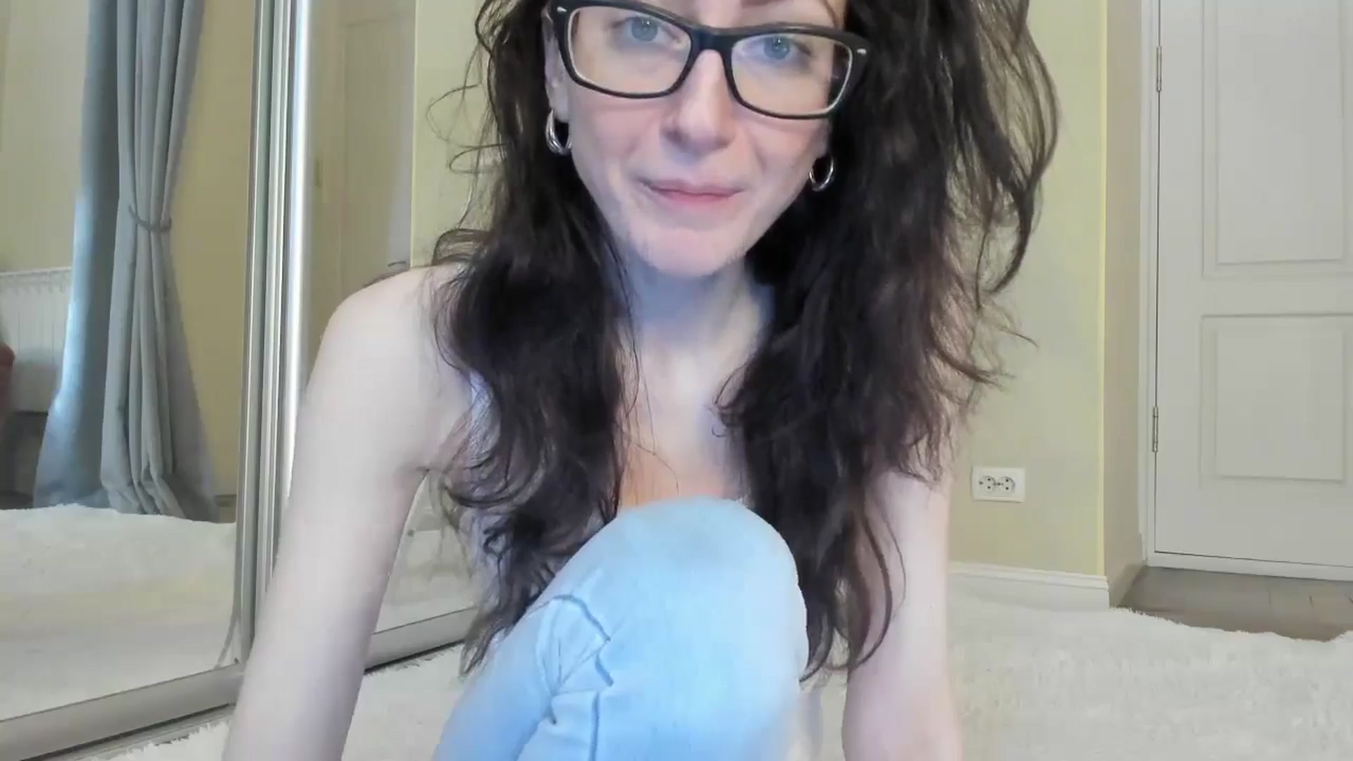 Gallery image thumbnail from Baby_Jewel's myfreecams stream on, 11/01/2024, 10:30 image 18 of 20