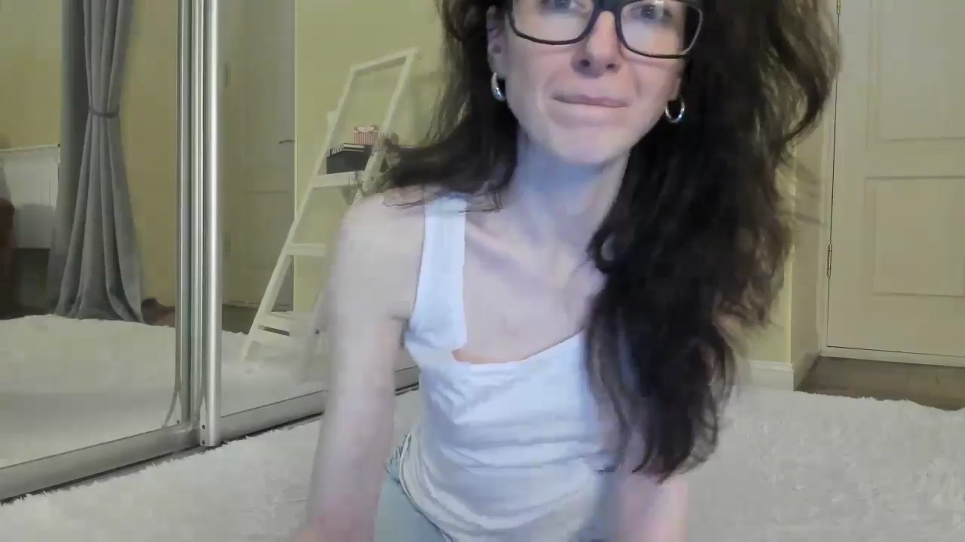 Gallery image thumbnail from Baby_Jewel's myfreecams stream on, 11/01/2024, 12:42 image 19 of 20
