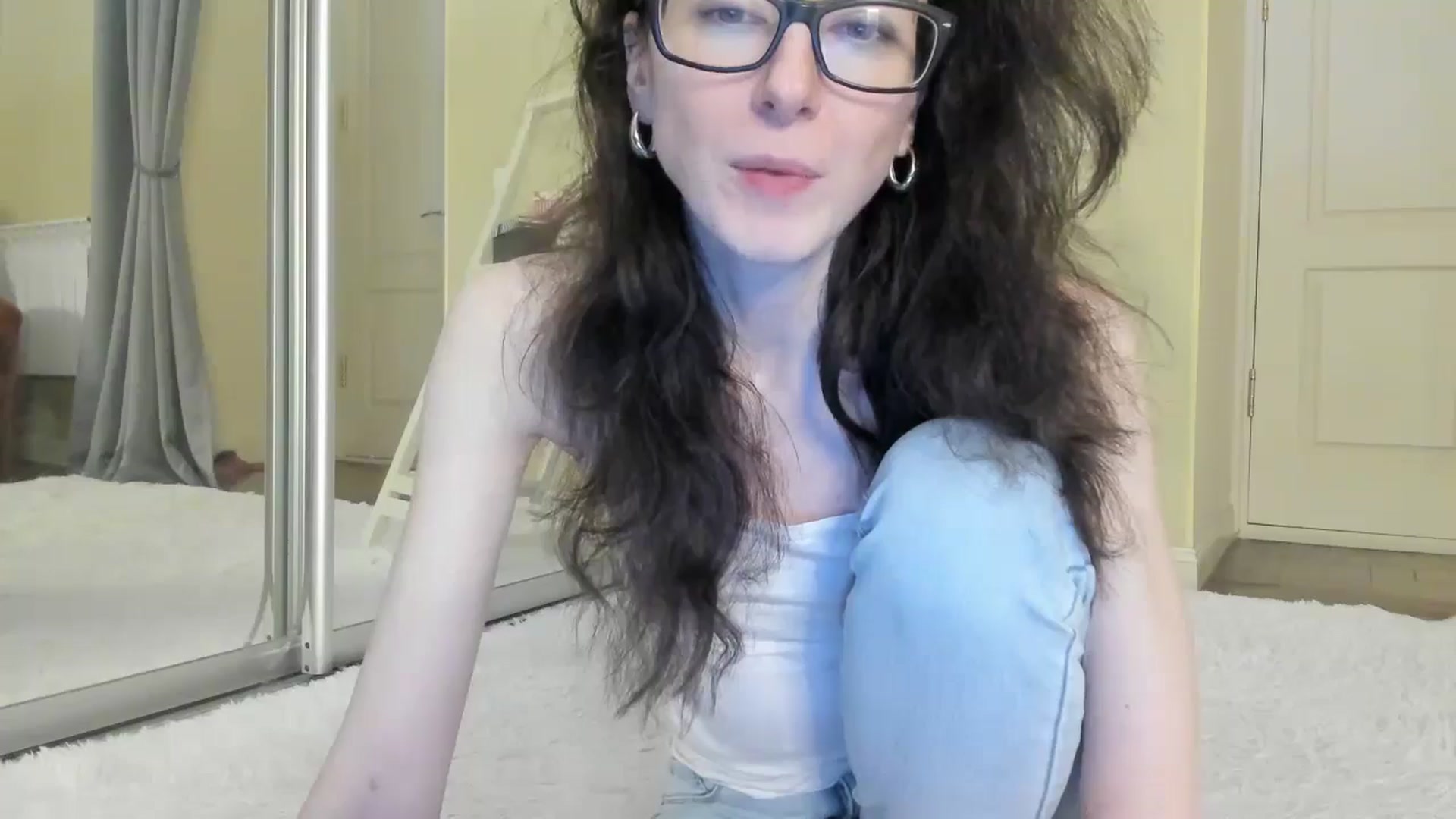 Gallery image thumbnail from Baby_Jewel's myfreecams stream on, 11/01/2024, 12:42 image 5 of 20