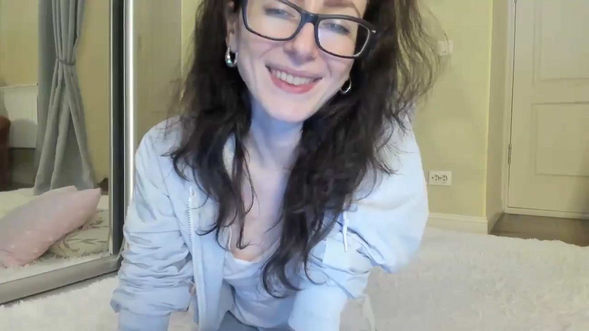Gallery image thumbnail from Baby_Jewel's myfreecams stream on, 11/01/2024, 15:03 image 4 of 20