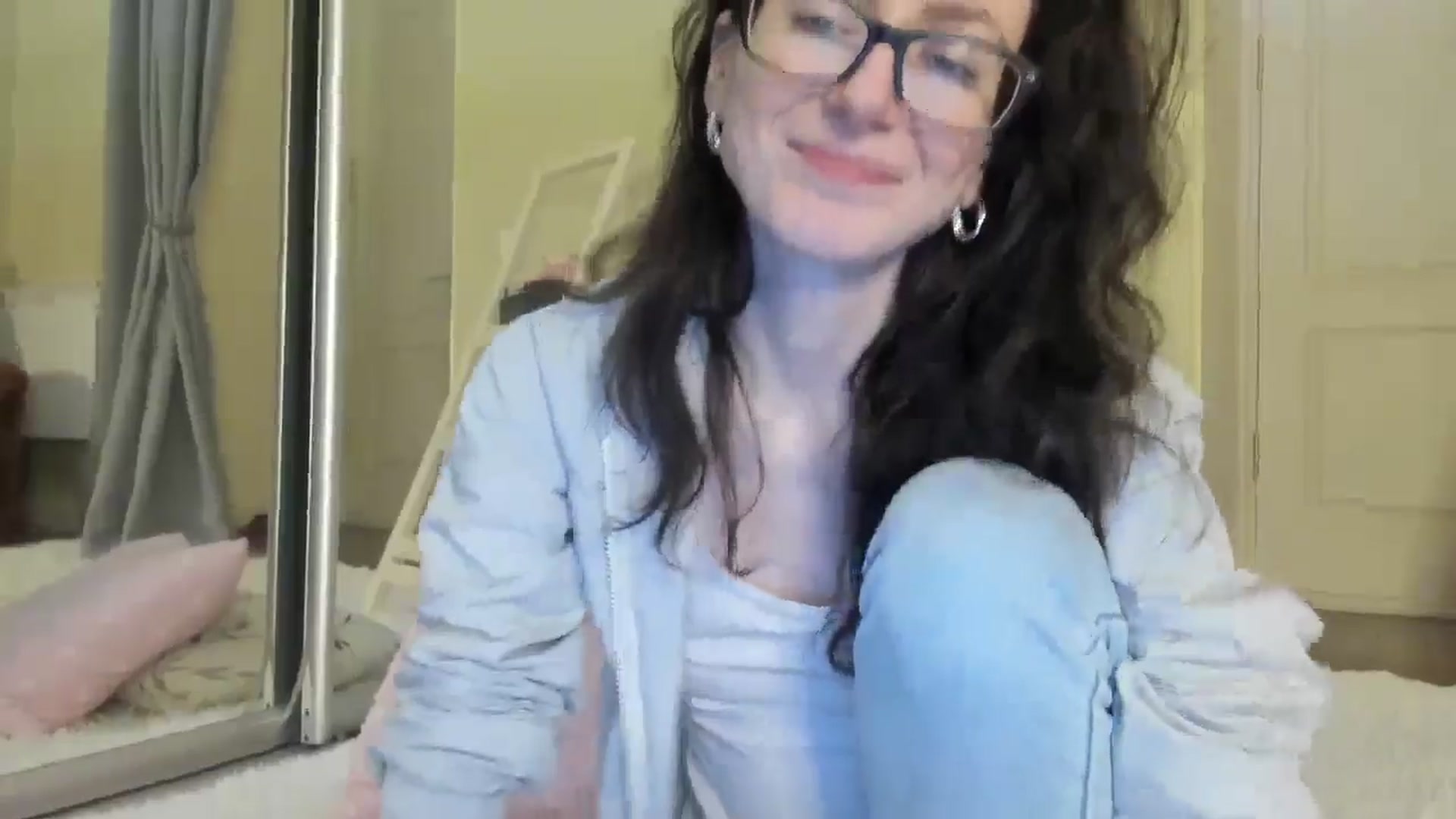 Gallery image thumbnail from Baby_Jewel's myfreecams stream on, 11/01/2024, 15:03 image 6 of 20