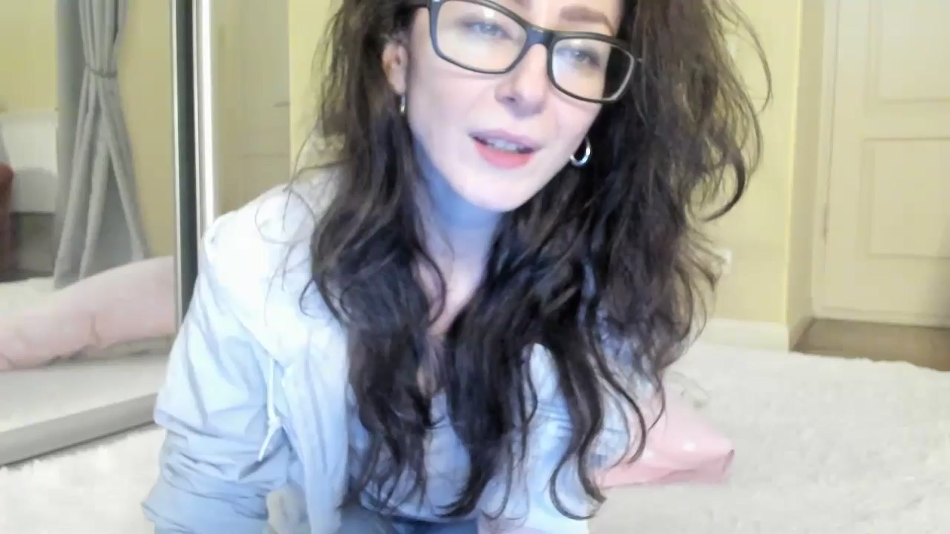 Gallery image thumbnail from Baby_Jewel's myfreecams stream on, 11/01/2024, 15:03 image 11 of 20