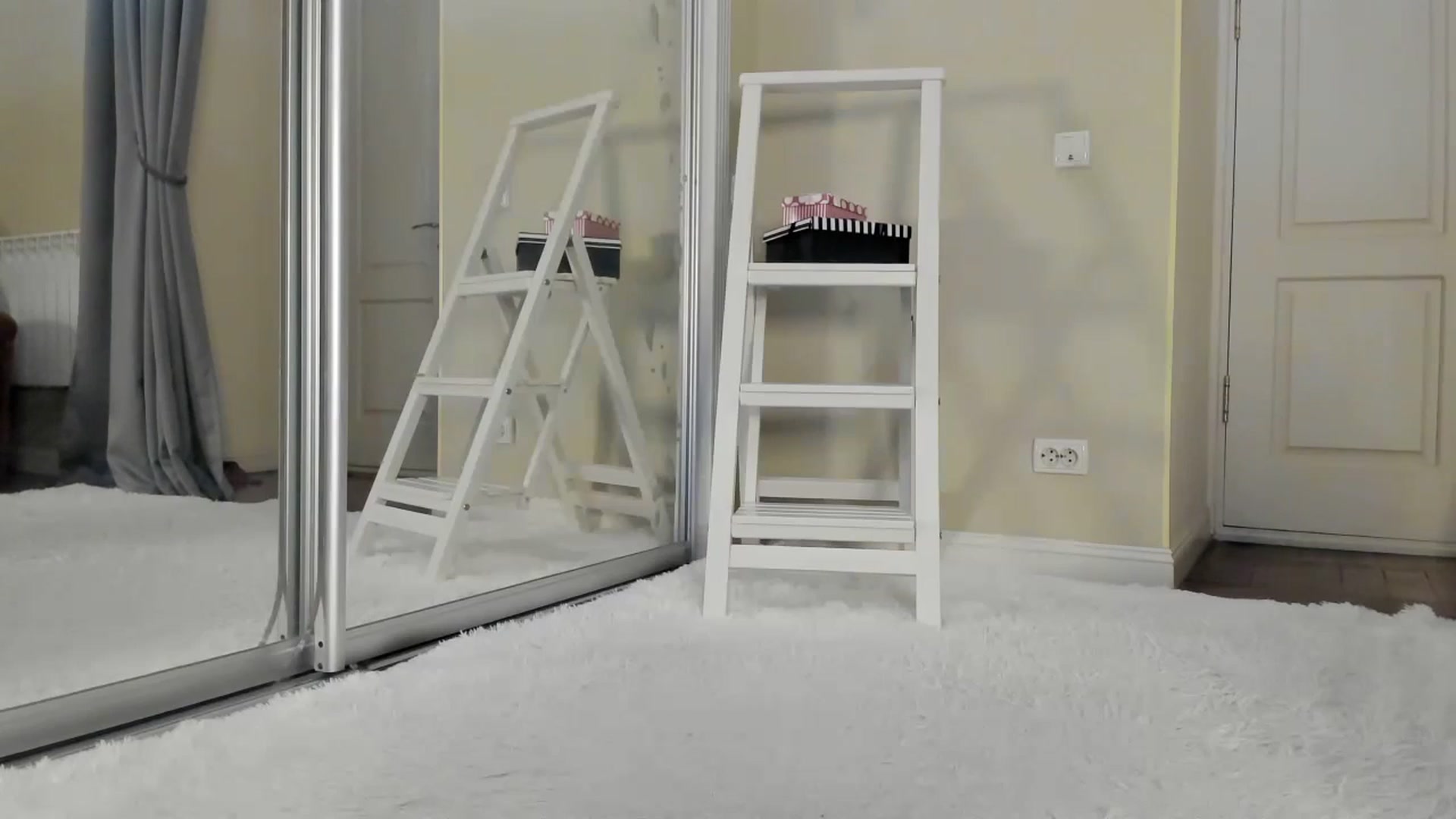 Gallery image thumbnail from Baby_Jewel's myfreecams stream on, 11/03/2024, 14:16 image 16 of 20