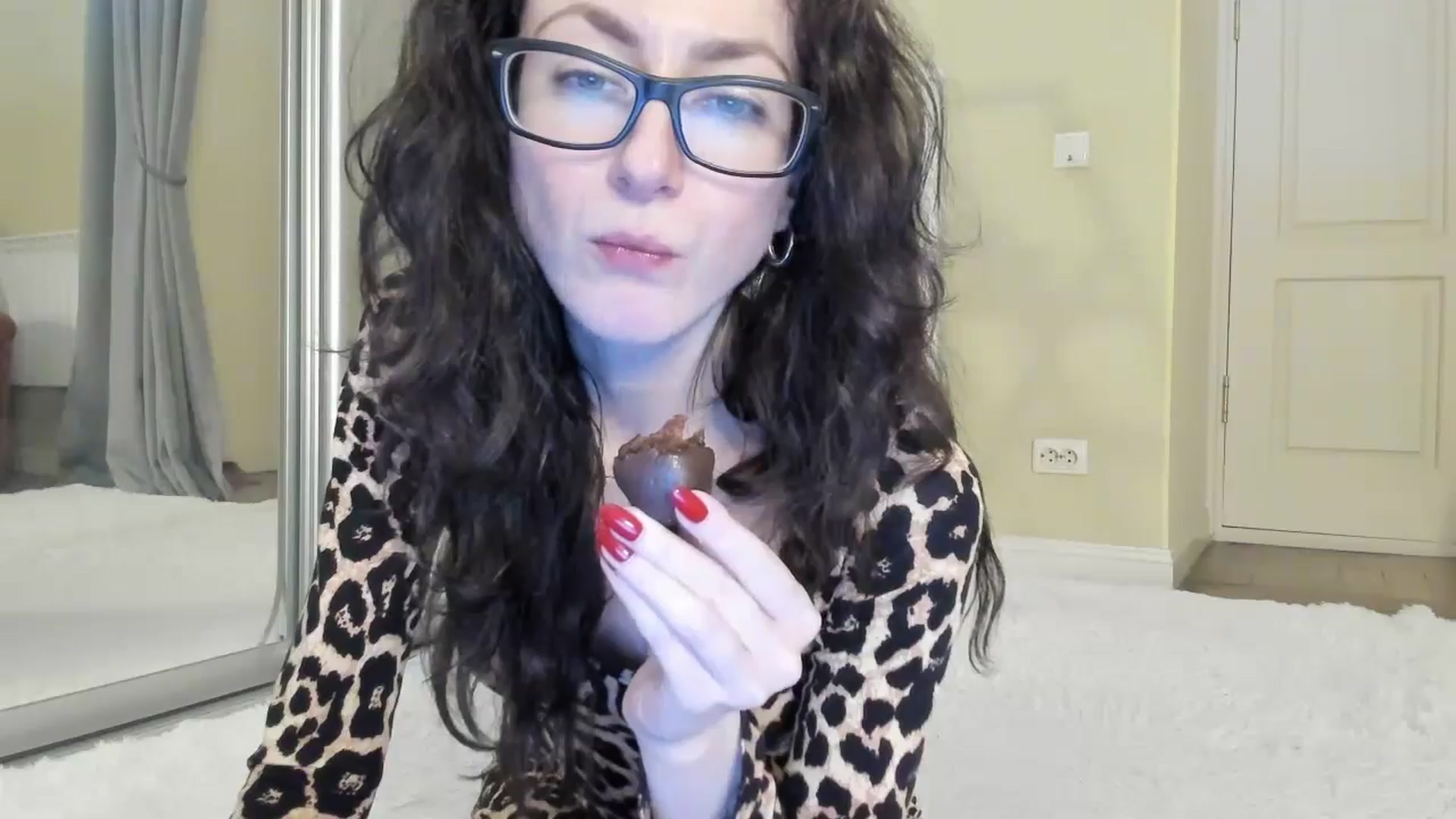 Gallery image thumbnail from Baby_Jewel's myfreecams stream on, 11/03/2024, 14:16 image 9 of 20