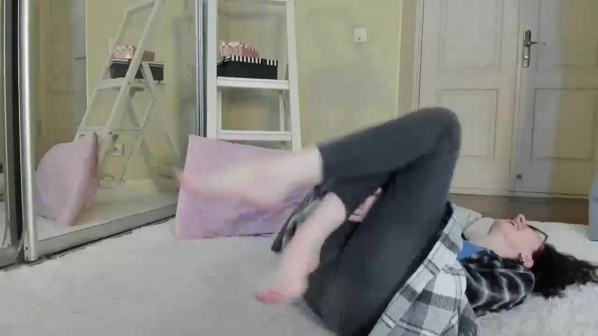 Gallery image thumbnail from Baby_Jewel's myfreecams stream on, 11/05/2024, 10:13 image 19 of 20