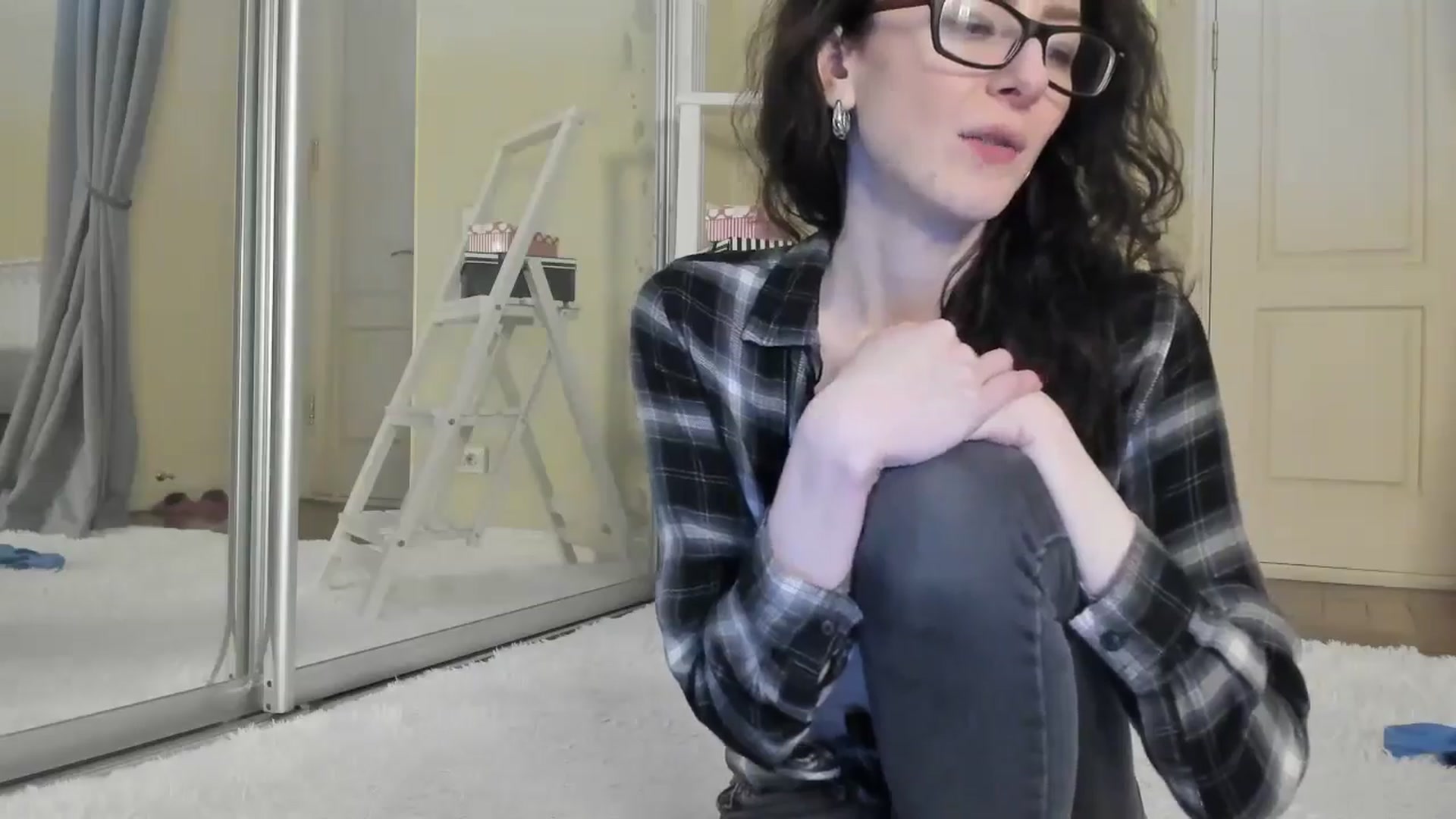Gallery image thumbnail from Baby_Jewel's myfreecams stream on, 11/05/2024, 15:09 image 16 of 20