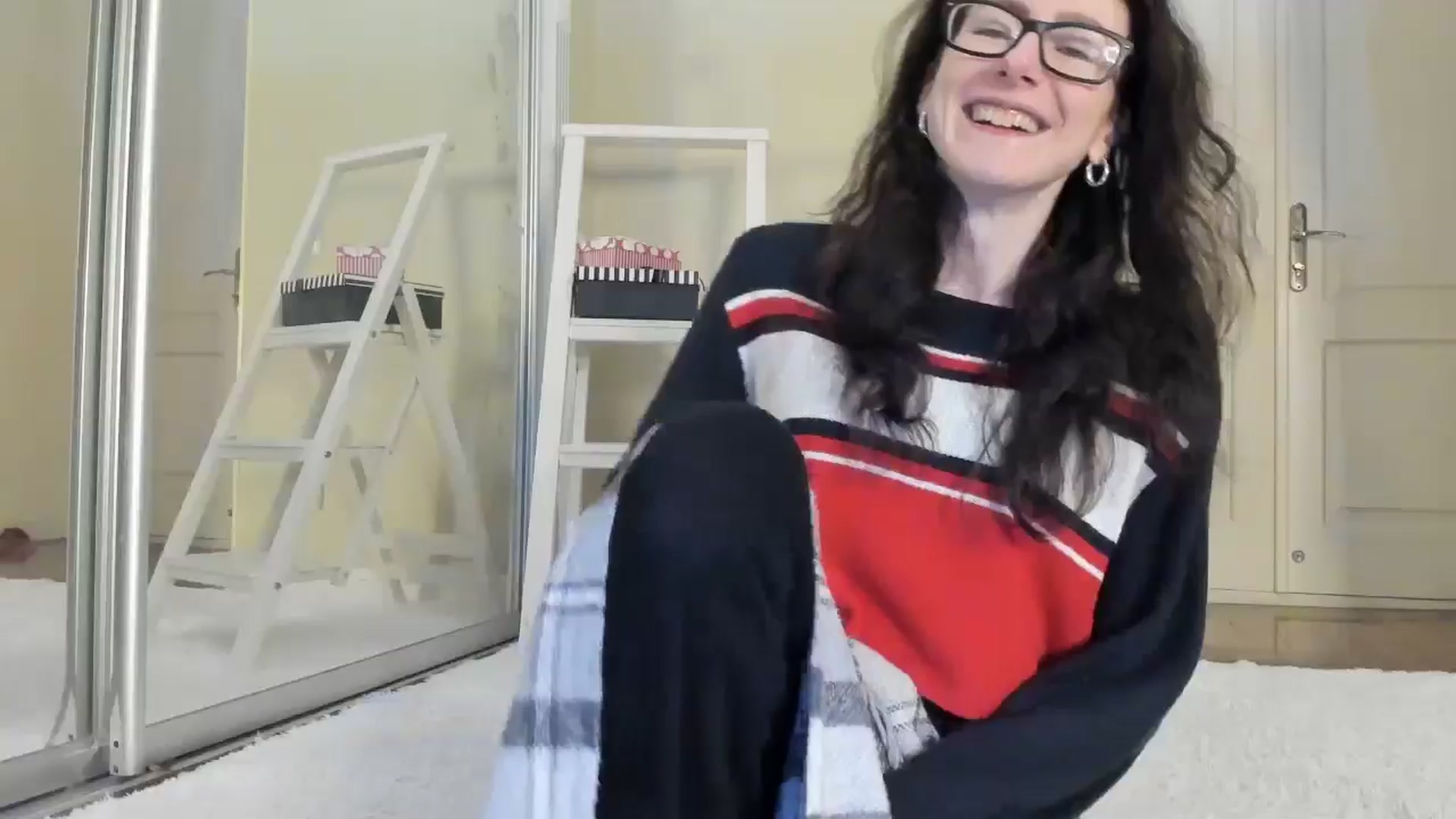 Gallery image thumbnail from Baby_Jewel's myfreecams stream on, 11/07/2024, 13:37 image 10 of 20