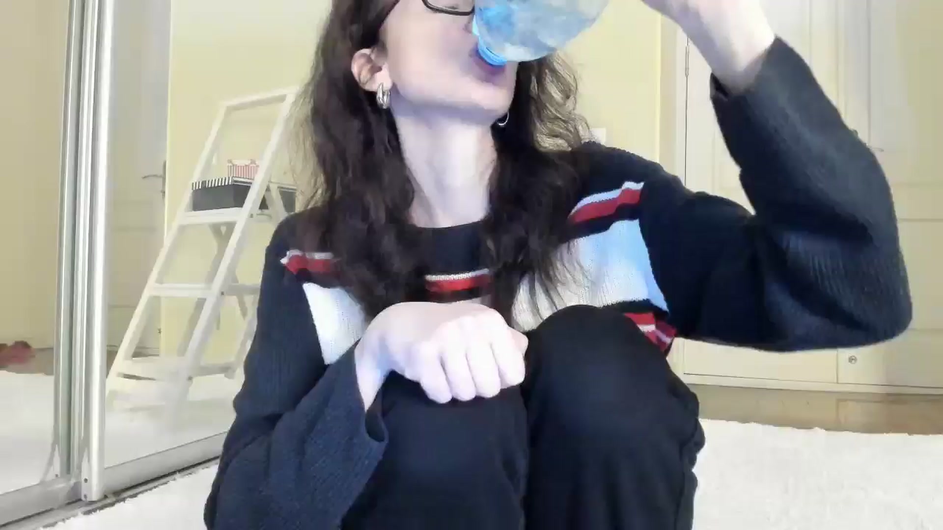 Gallery image thumbnail from Baby_Jewel's myfreecams stream on, 11/07/2024, 13:37 image 18 of 20