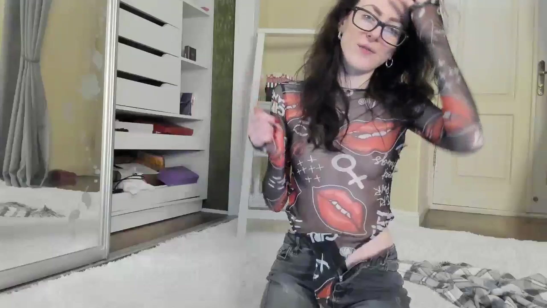 Gallery image thumbnail from Baby_Jewel's myfreecams stream on, 11/09/2024, 15:05 image 10 of 20
