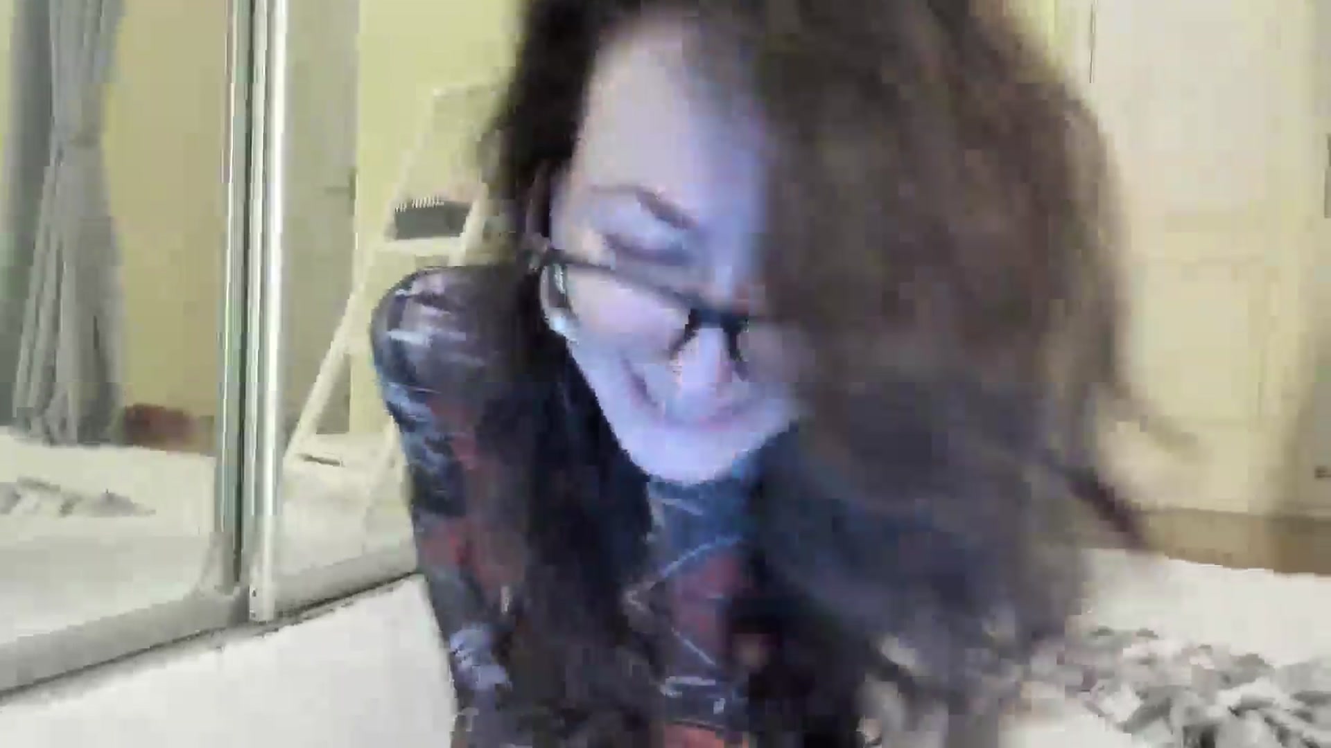 Gallery image thumbnail from Baby_Jewel's myfreecams stream on, 11/09/2024, 15:05 image 9 of 20