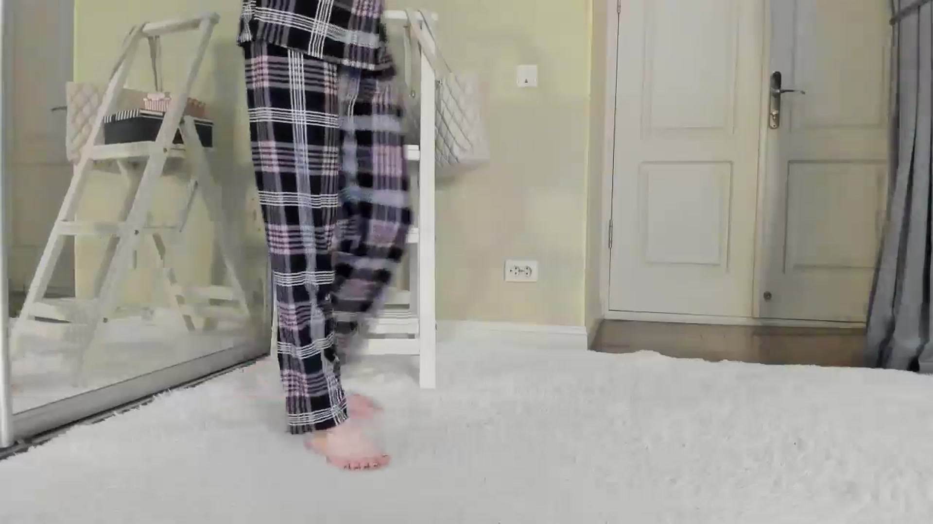 Gallery image thumbnail from Baby_Jewel's myfreecams stream on, 11/10/2024, 10:30 image 4 of 20