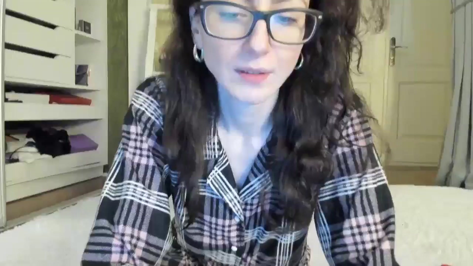 Gallery image thumbnail from Baby_Jewel's myfreecams stream on, 11/10/2024, 10:30 image 1 of 20