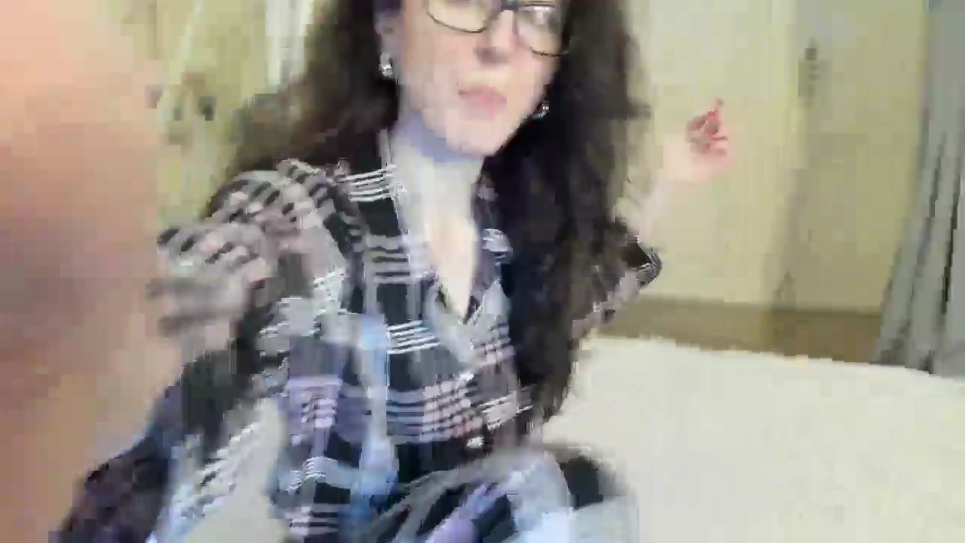 Gallery image thumbnail from Baby_Jewel's myfreecams stream on, 11/10/2024, 11:08 image 12 of 20