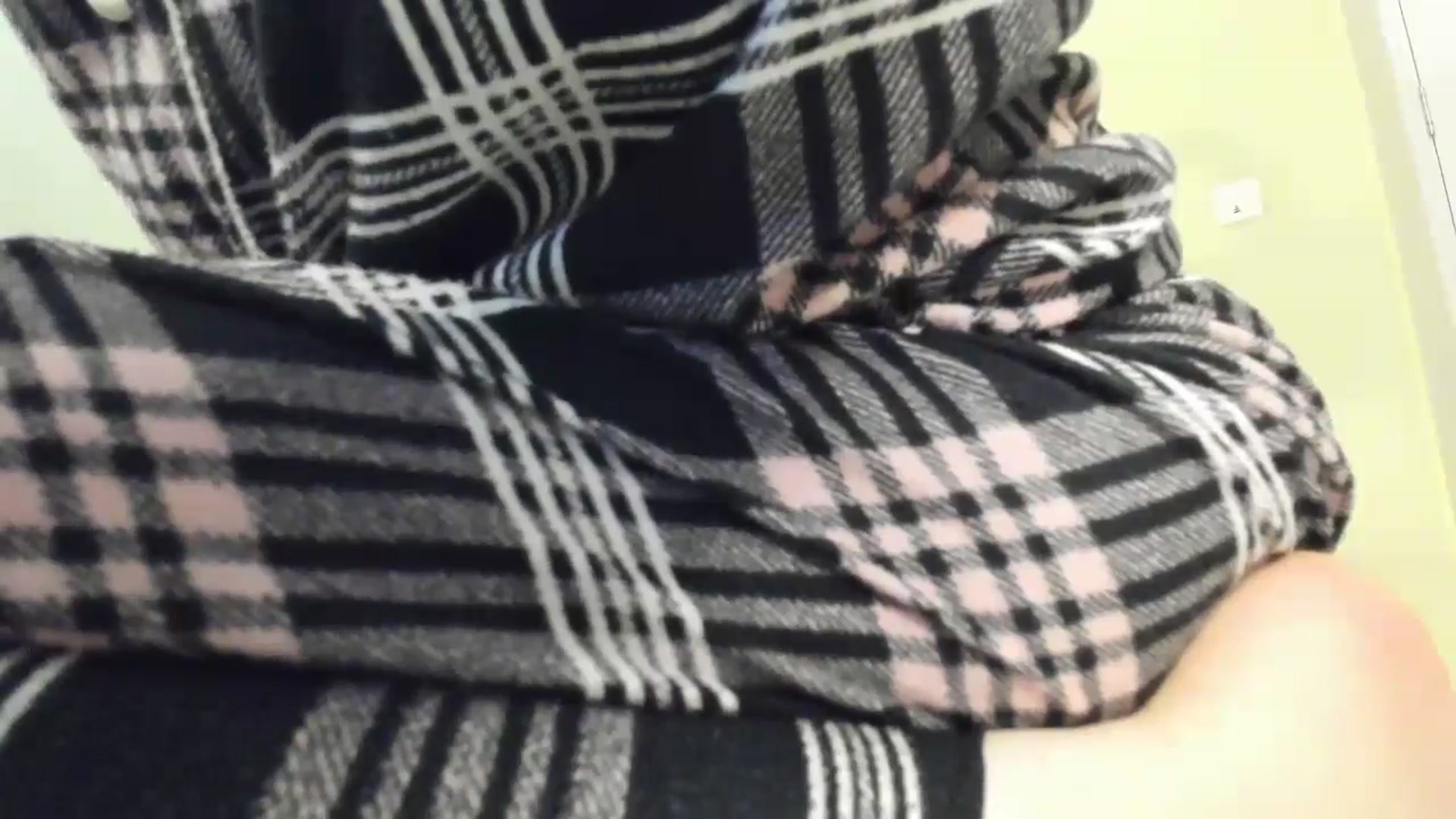 Gallery image thumbnail from Baby_Jewel's myfreecams stream on, 11/10/2024, 11:08 image 16 of 20