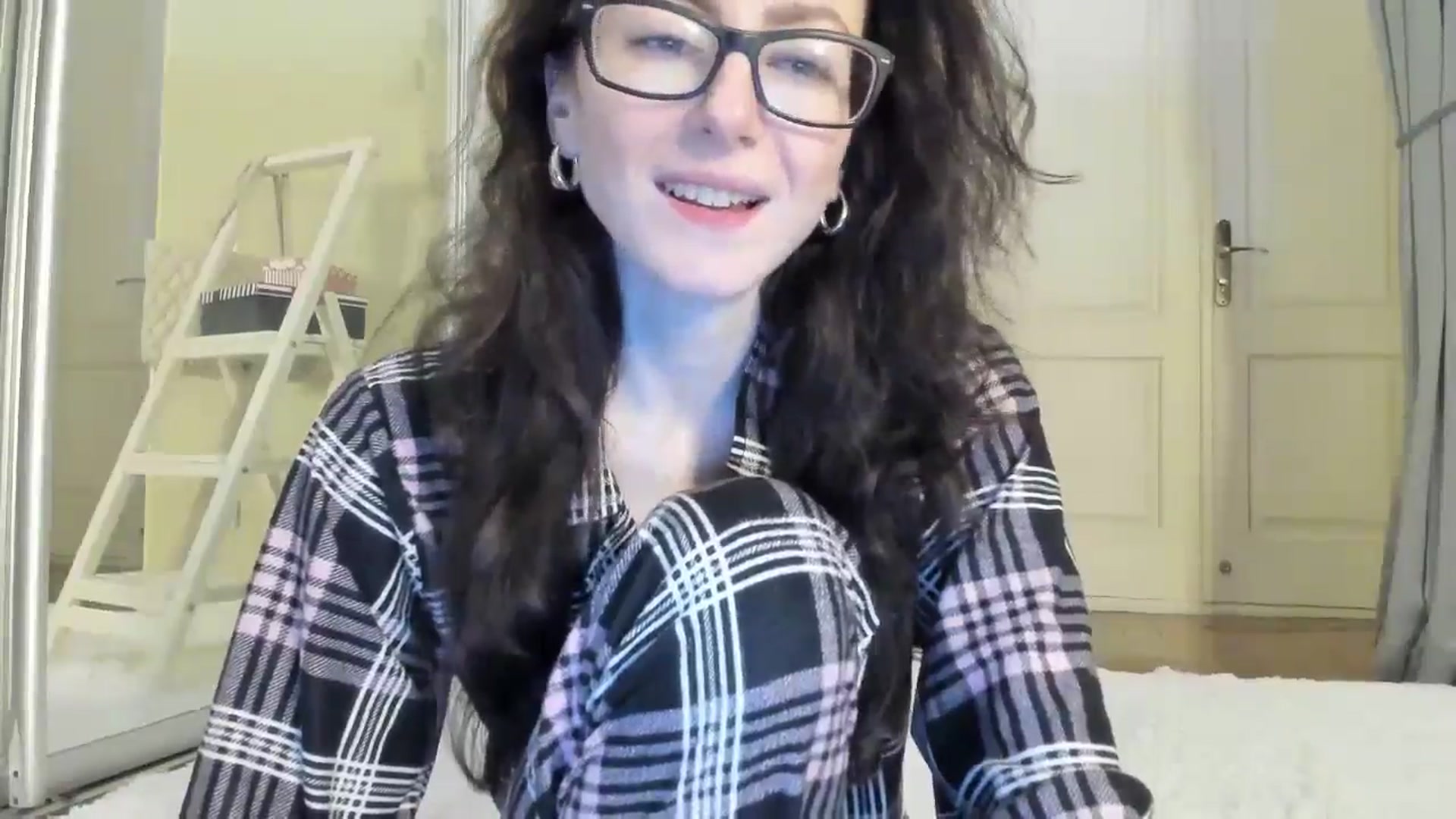 Gallery image thumbnail from Baby_Jewel's myfreecams stream on, 11/10/2024, 11:08 image 11 of 20