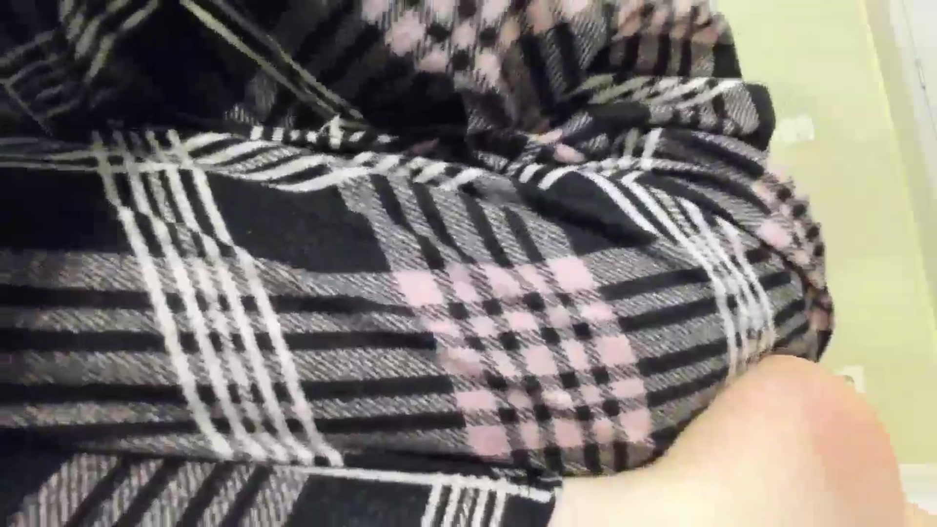 Gallery image thumbnail from Baby_Jewel's myfreecams stream on, 11/10/2024, 11:08 image 14 of 20