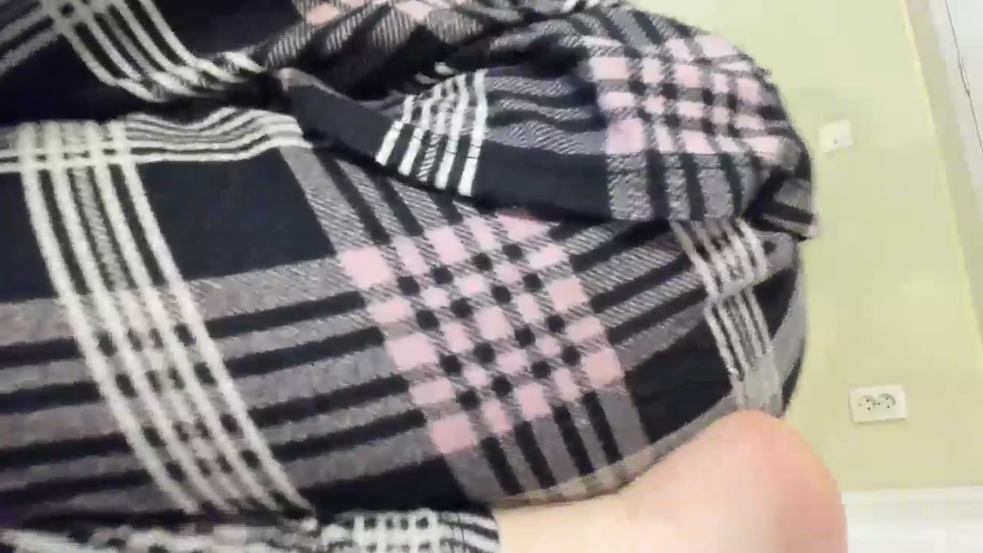 Gallery image thumbnail from Baby_Jewel's myfreecams stream on, 11/10/2024, 11:08 image 20 of 20