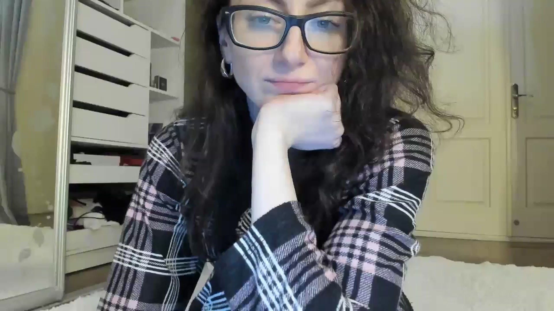 Gallery image thumbnail from Baby_Jewel's myfreecams stream on, 11/10/2024, 15:03 image 5 of 20