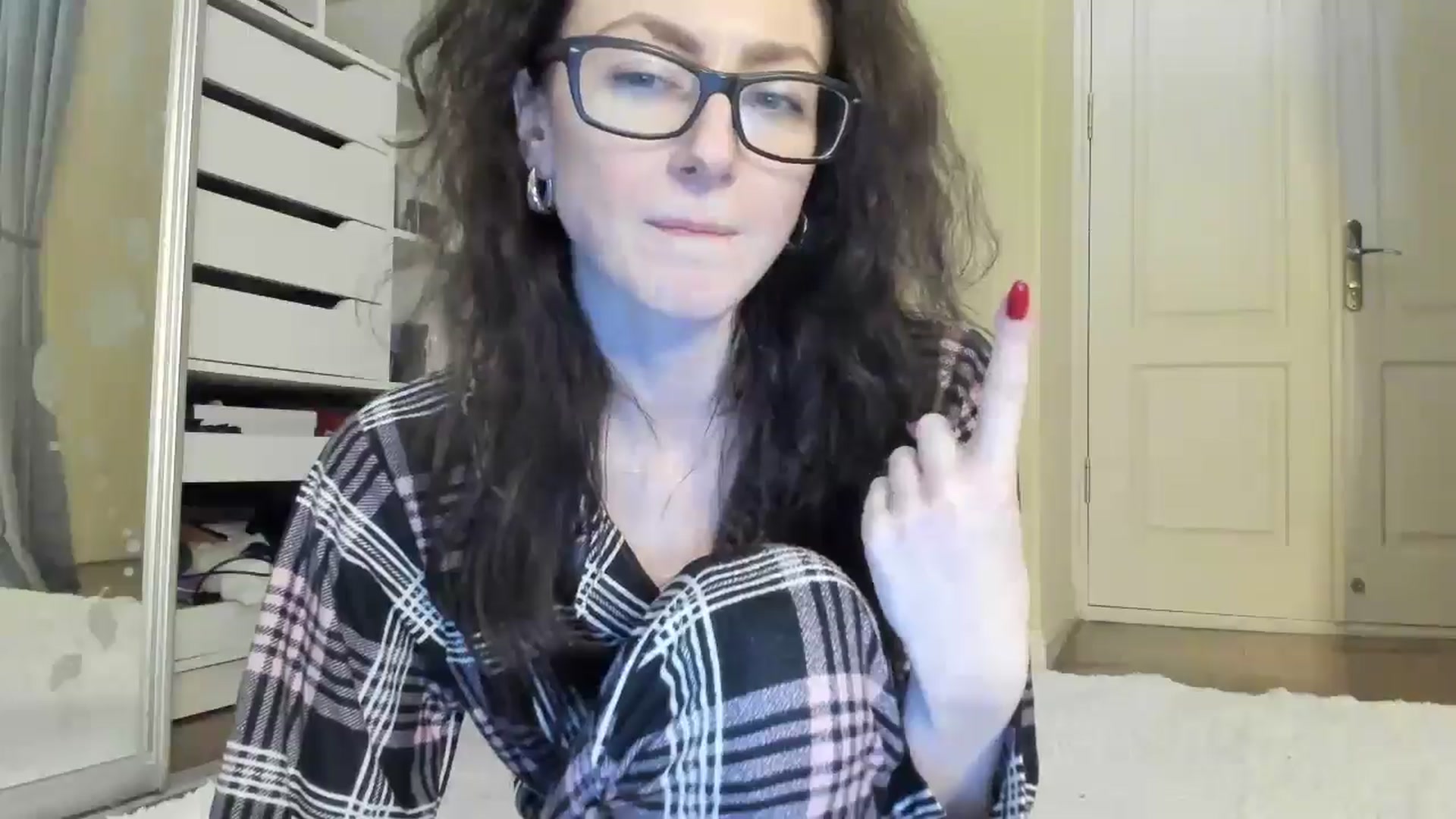 Gallery image thumbnail from Baby_Jewel's myfreecams stream on, 11/10/2024, 15:03 image 17 of 20