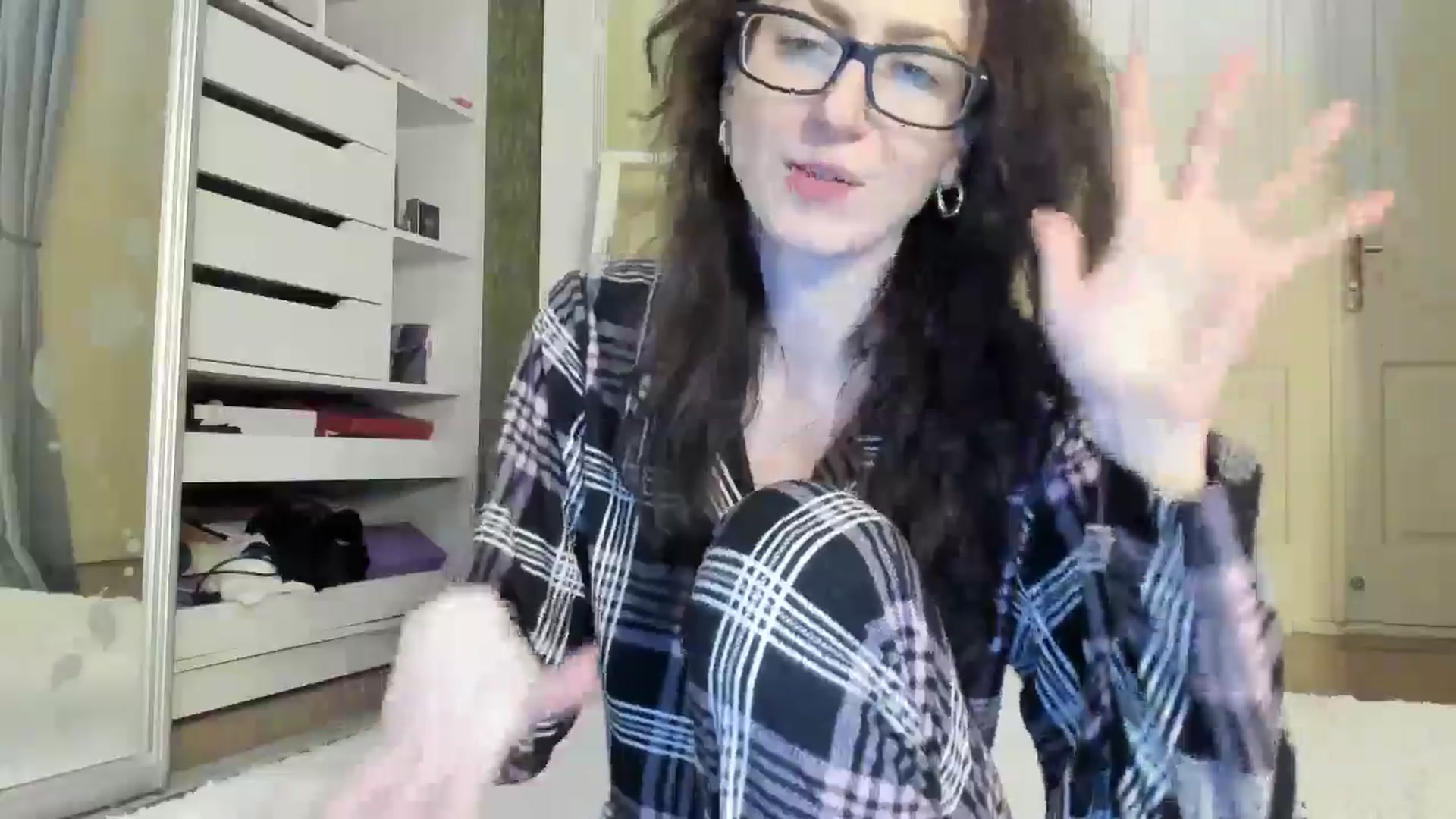 Gallery image thumbnail from Baby_Jewel's myfreecams stream on, 11/10/2024, 15:03 image 19 of 20