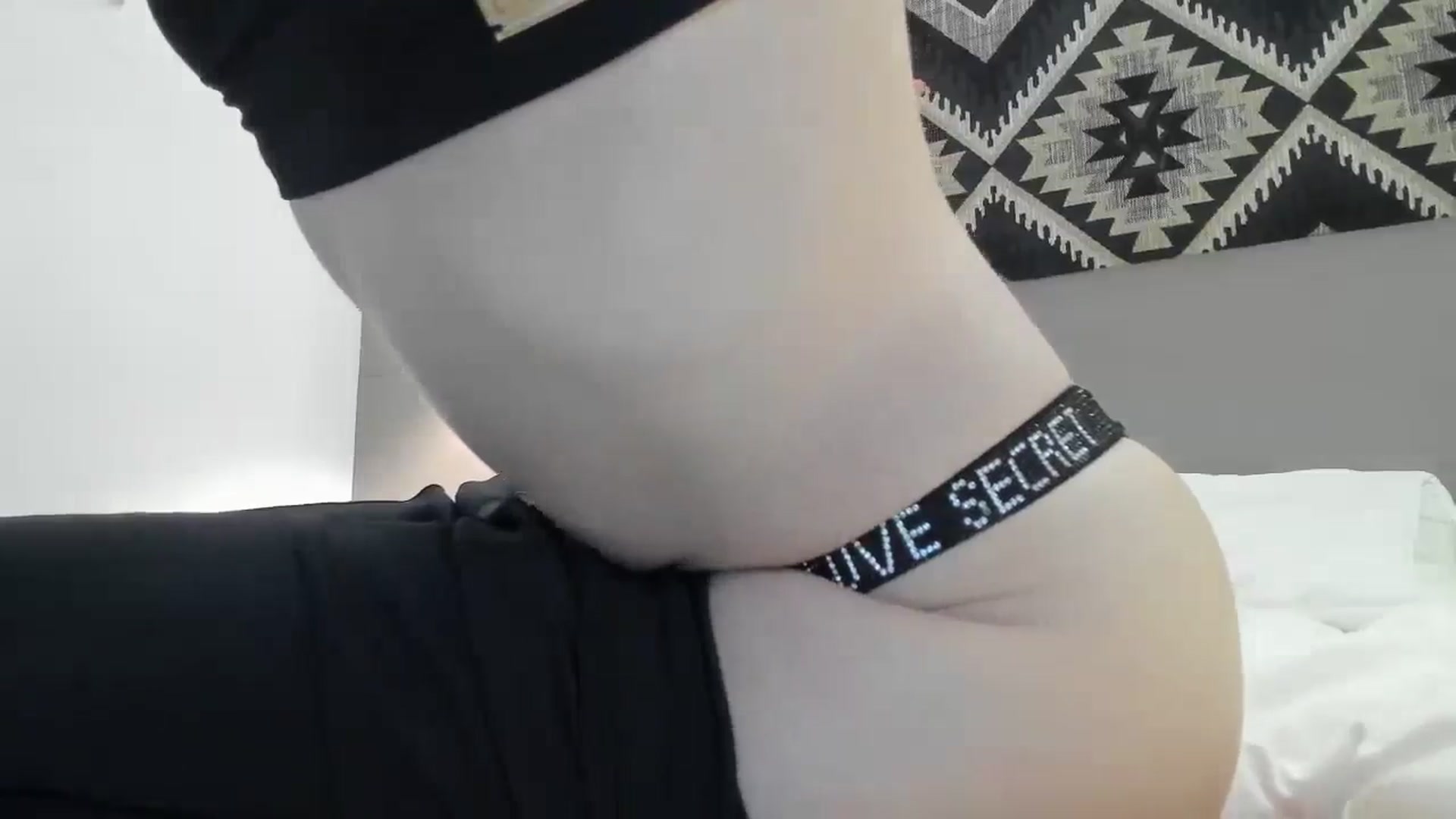 Gallery image thumbnail from Baby_Jewel's myfreecams stream on, 11/16/2024, 10:04 image 10 of 20