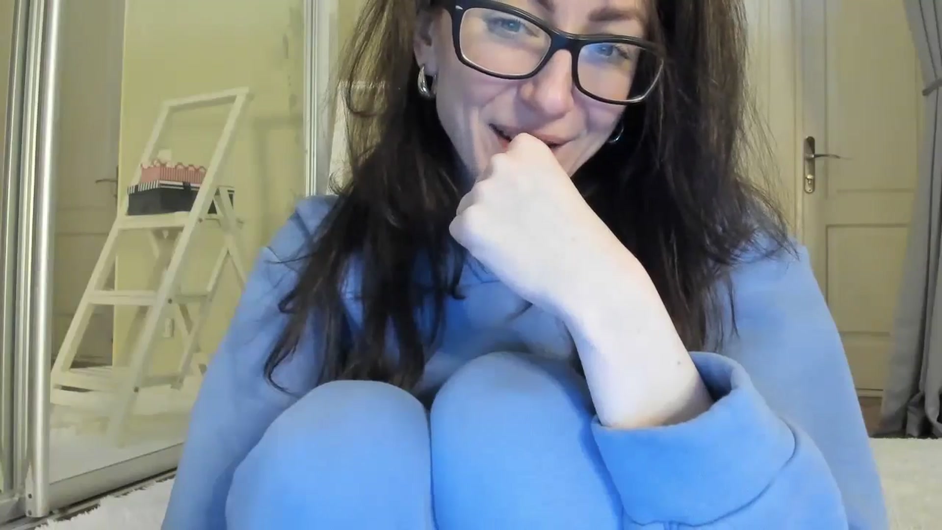 Gallery image thumbnail from Baby_Jewel's myfreecams stream on, 11/19/2024, 11:58 image 3 of 20