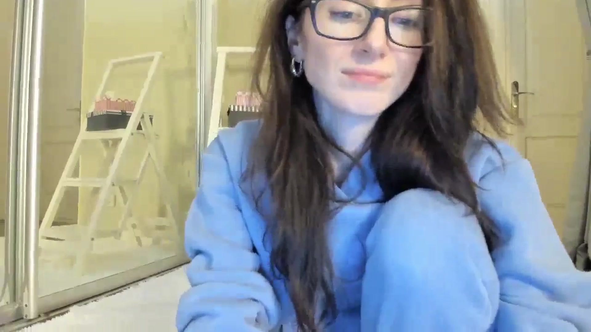 Gallery image thumbnail from Baby_Jewel's myfreecams stream on, 11/19/2024, 12:12 image 16 of 20