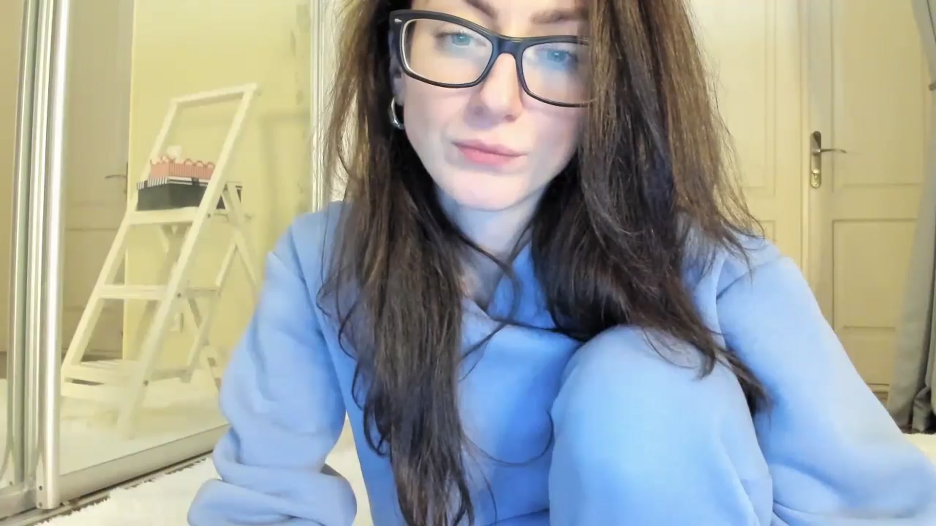 Gallery image thumbnail from Baby_Jewel's myfreecams stream on, 11/19/2024, 12:12 image 17 of 20